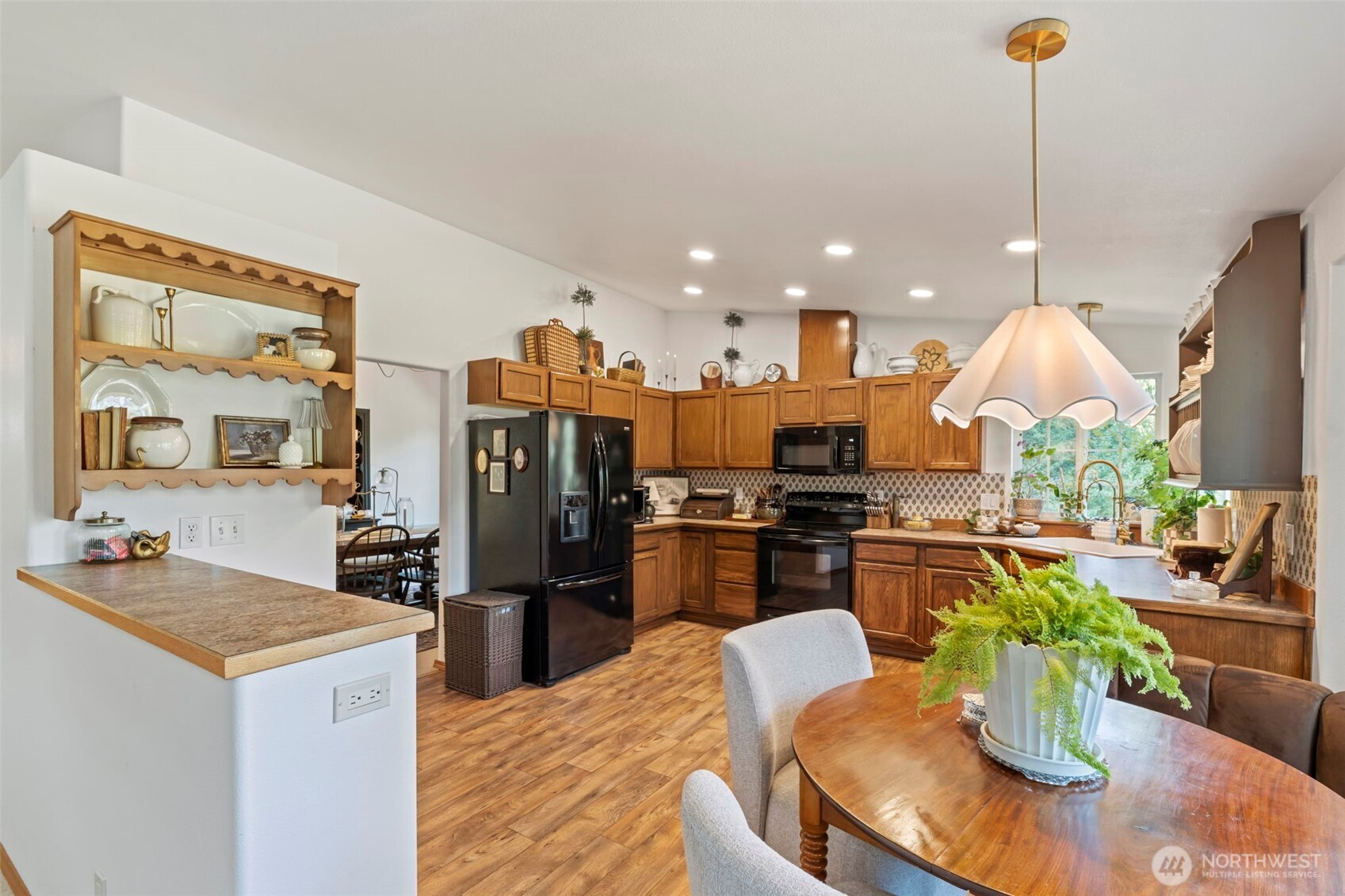 268 Sommerville Road Property Photo 14