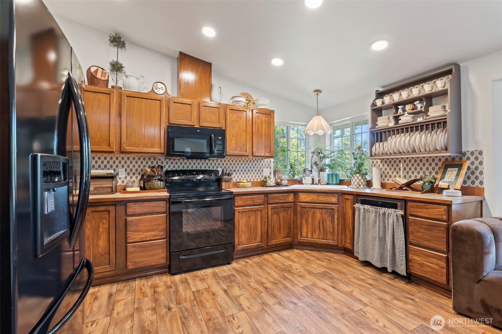 268 Sommerville Road Property Photo 16