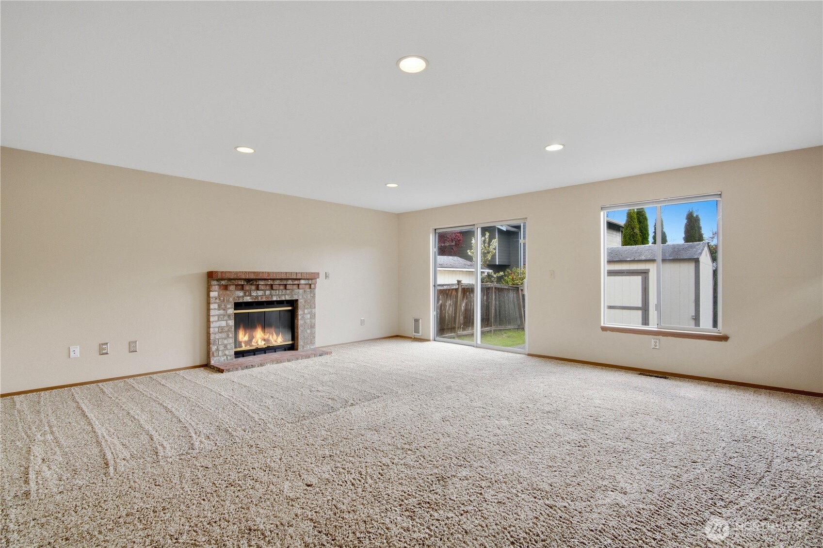 12402 107th Place Property Photo 5