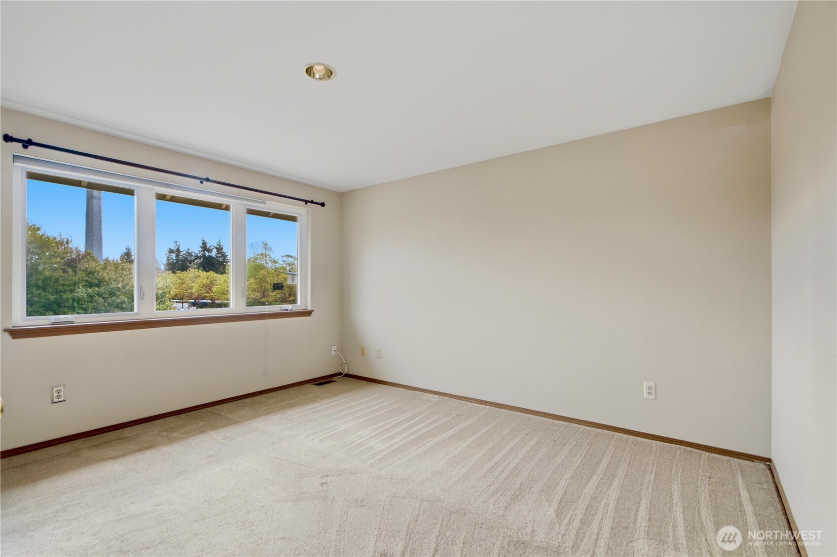 12402 107th Place Property Photo 14