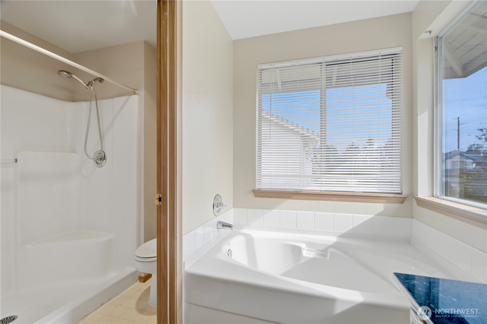 12402 107th Place Property Photo 18