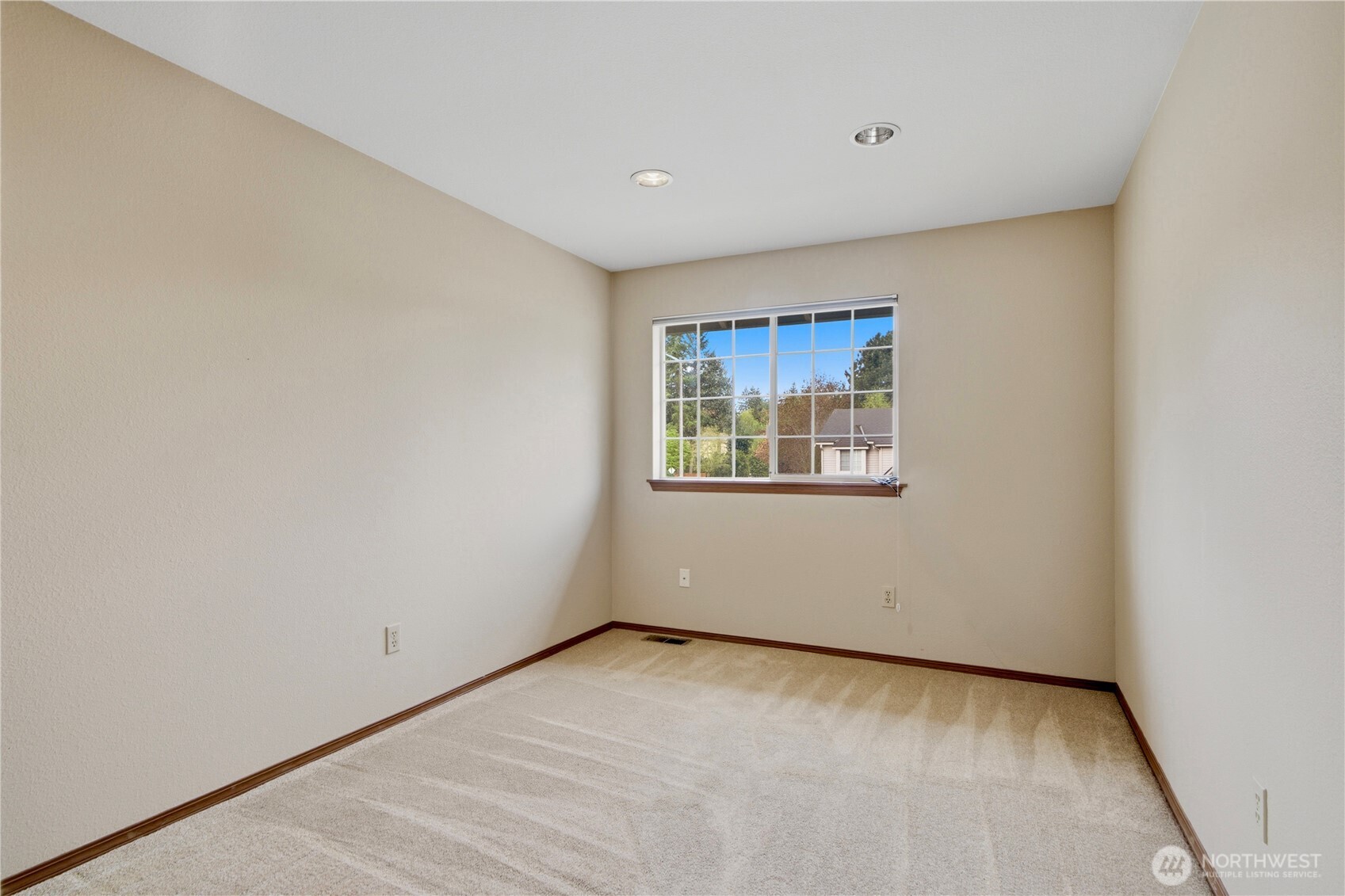 12402 107th Place Property Photo 19