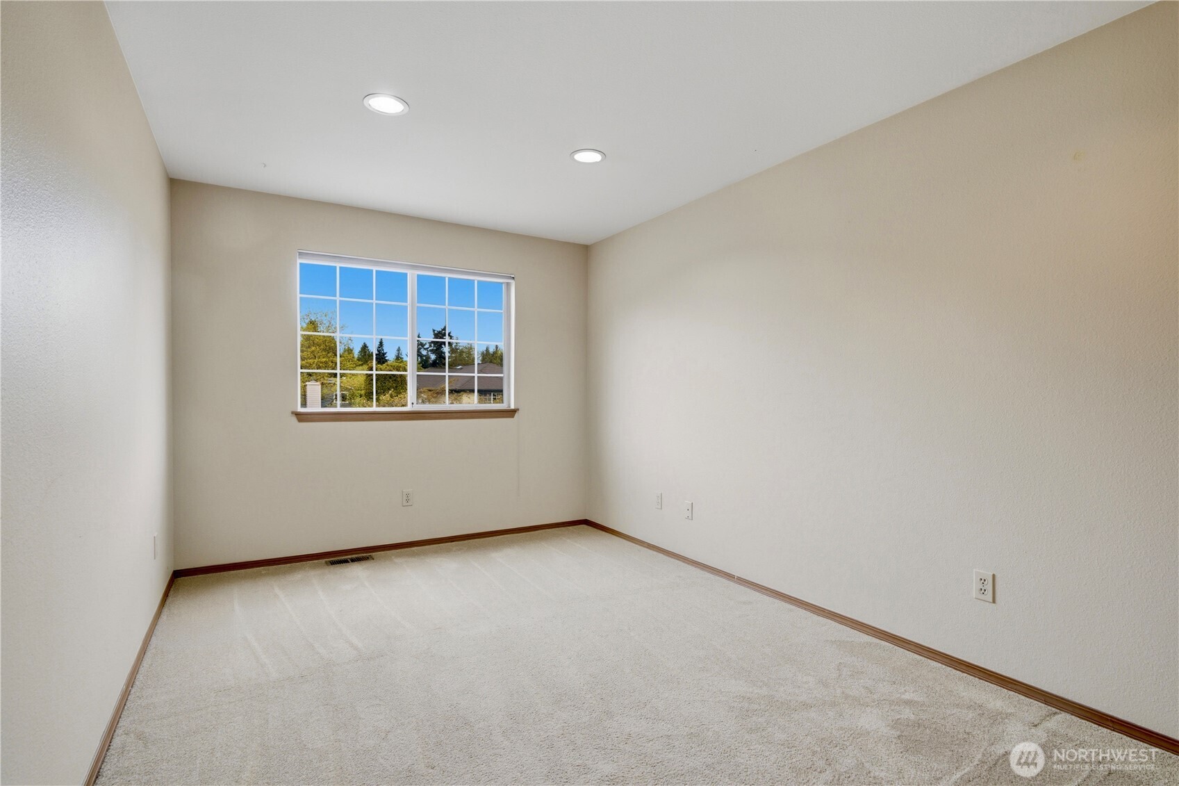 12402 107th Place Property Photo 20