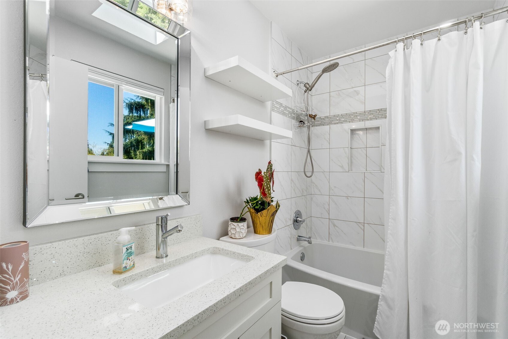 5529 1st Drive Property Photo 16