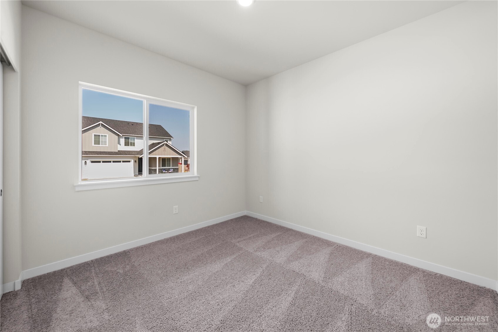 5971 Thornhill Avenue Property Photo 12