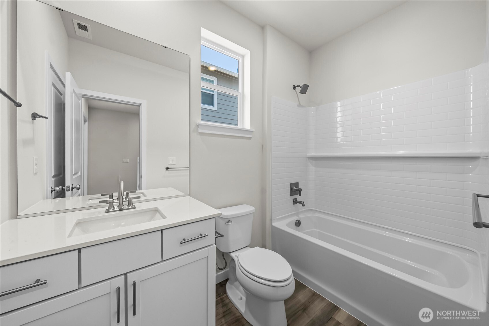 5971 Thornhill Avenue Property Photo 14