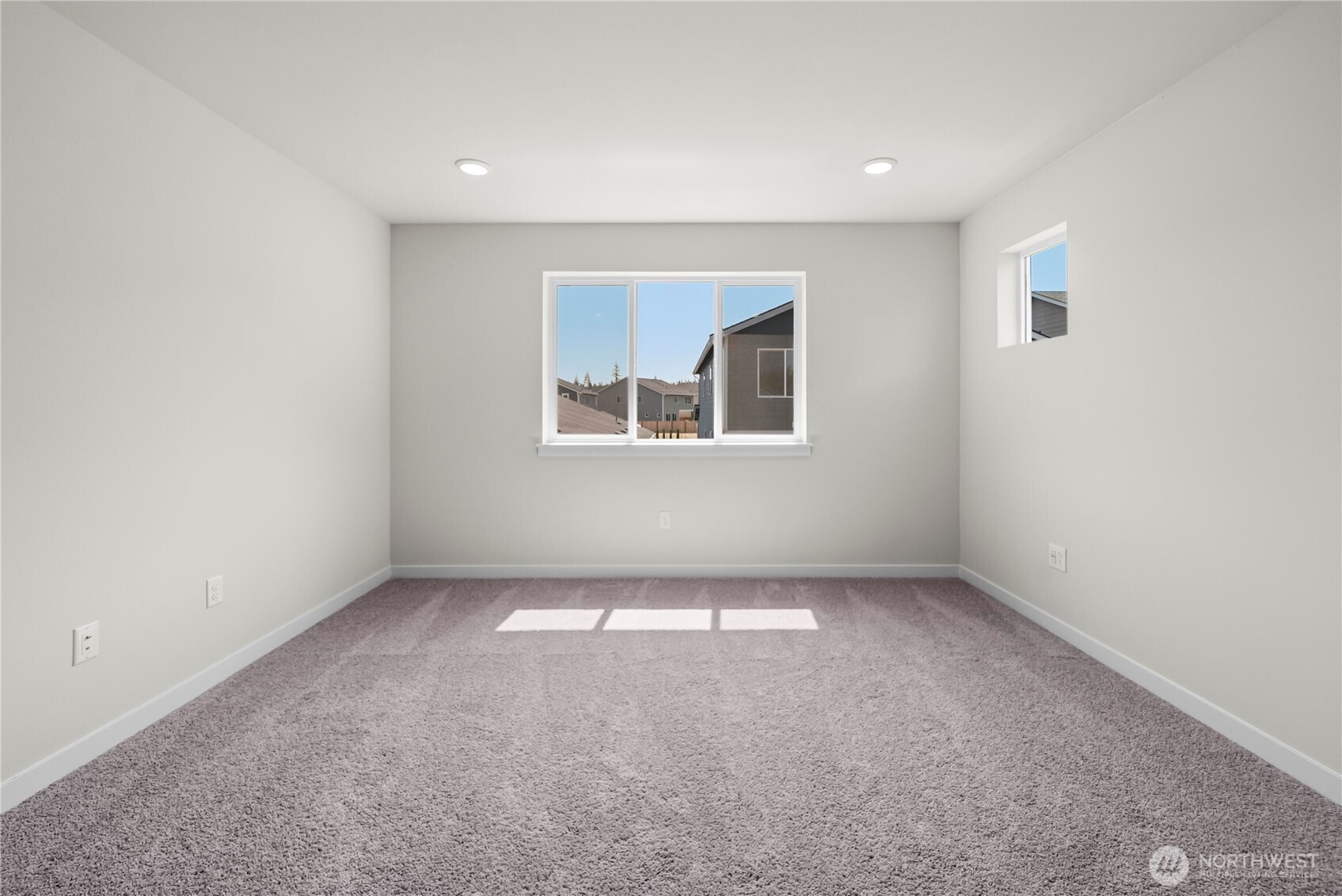 5971 Thornhill Avenue Property Photo 18