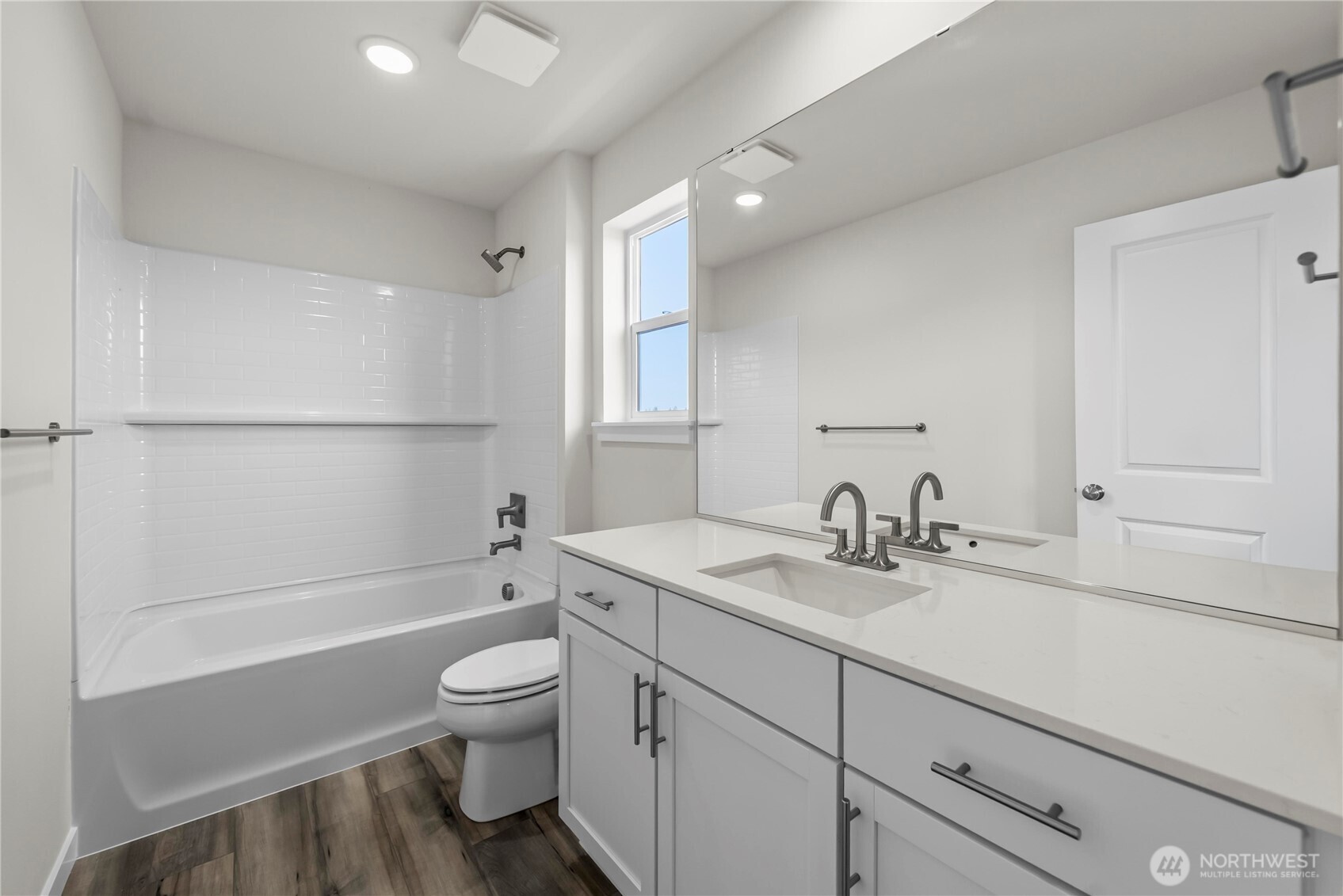5971 Thornhill Avenue Property Photo 27