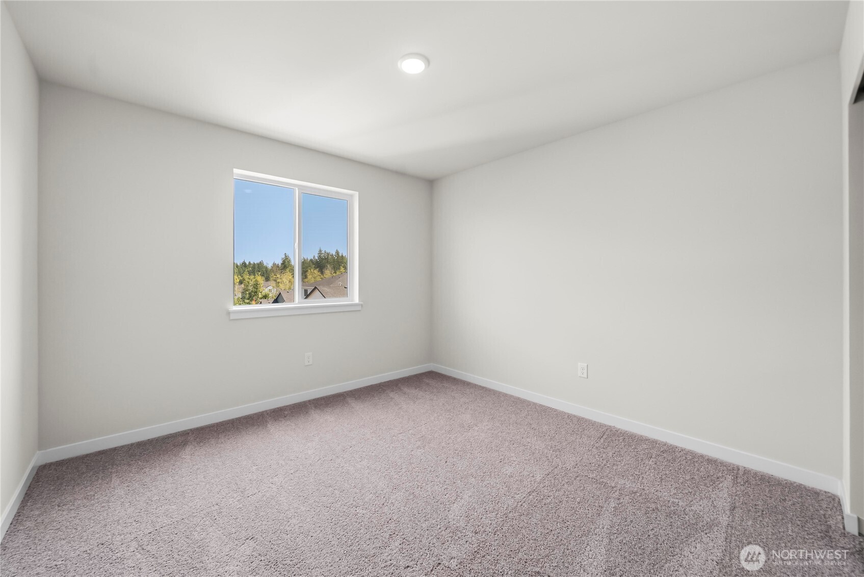 5971 Thornhill Avenue Property Photo 29