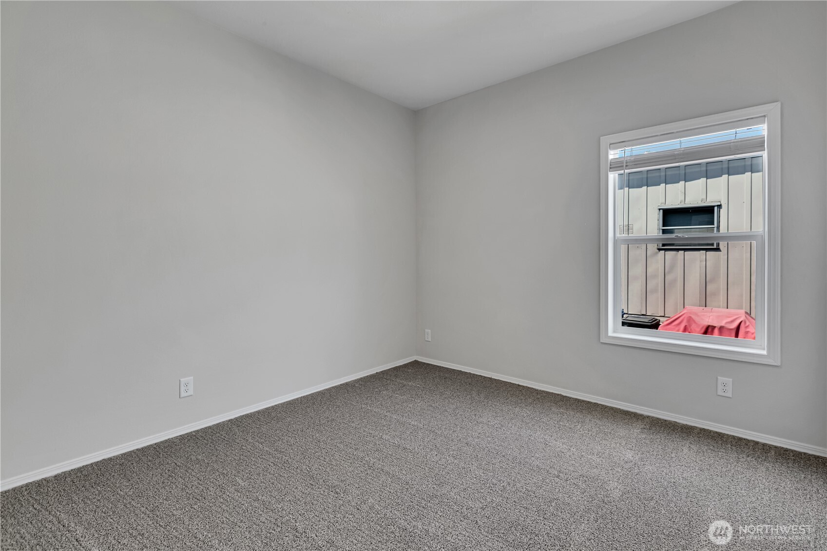 18317 32nd Avenue 340 Property Photo 17