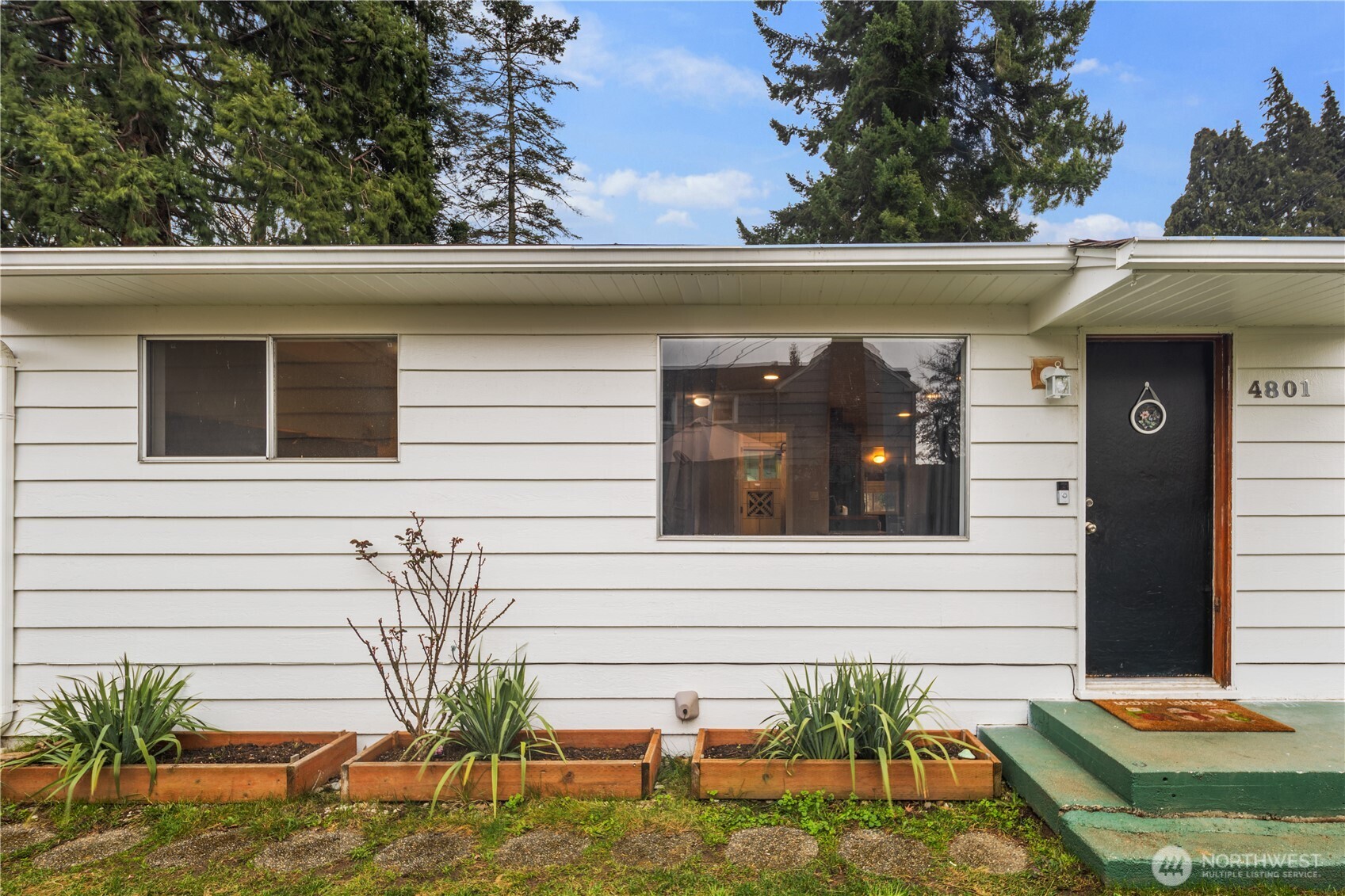 4801 61st Street Property Photo 2