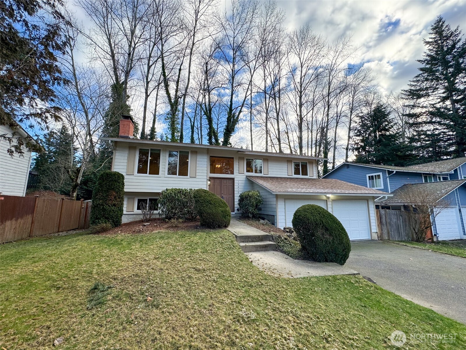12410 98th Avenue Property Photo 2