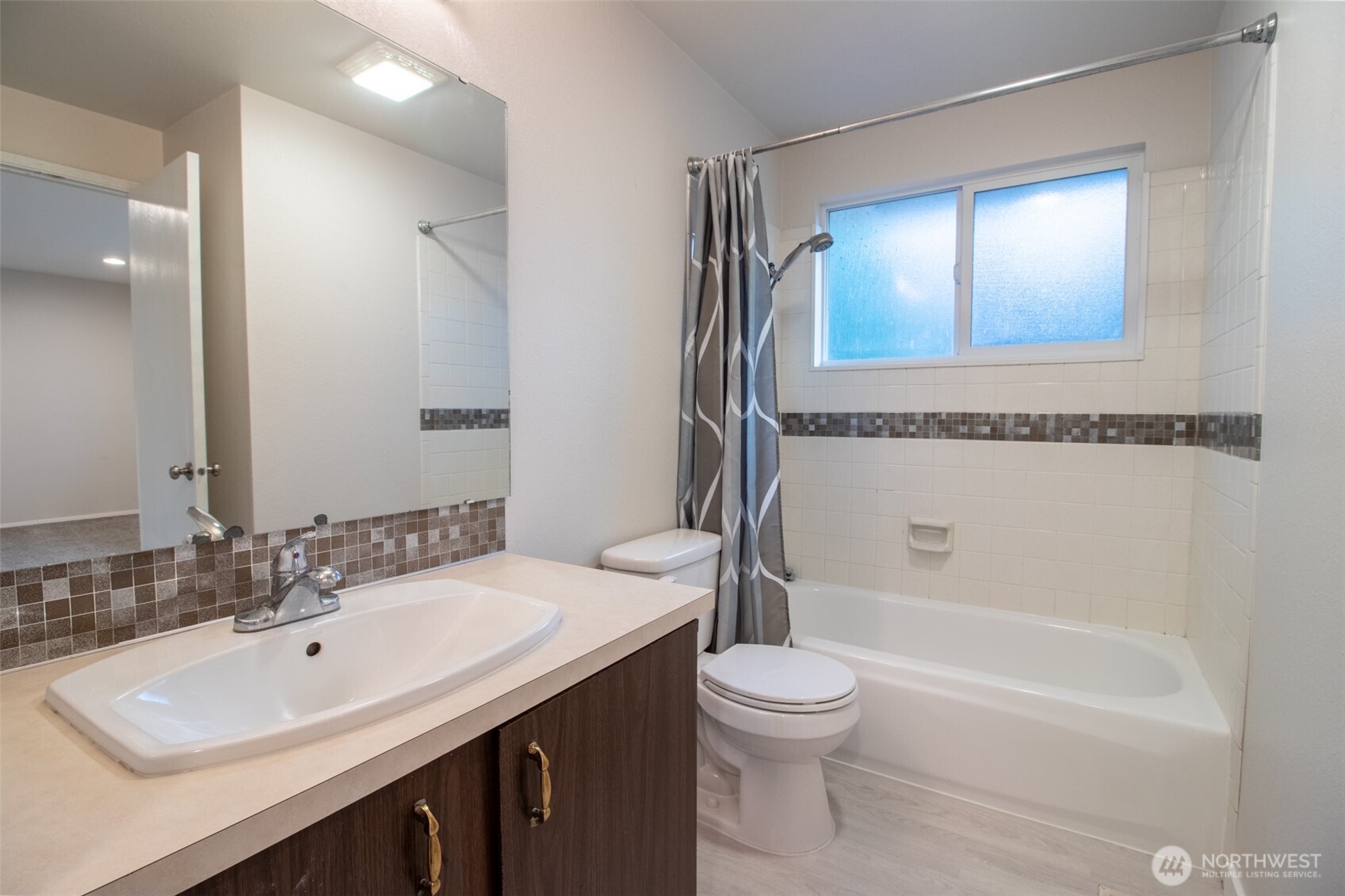 12410 98th Avenue Property Photo 10