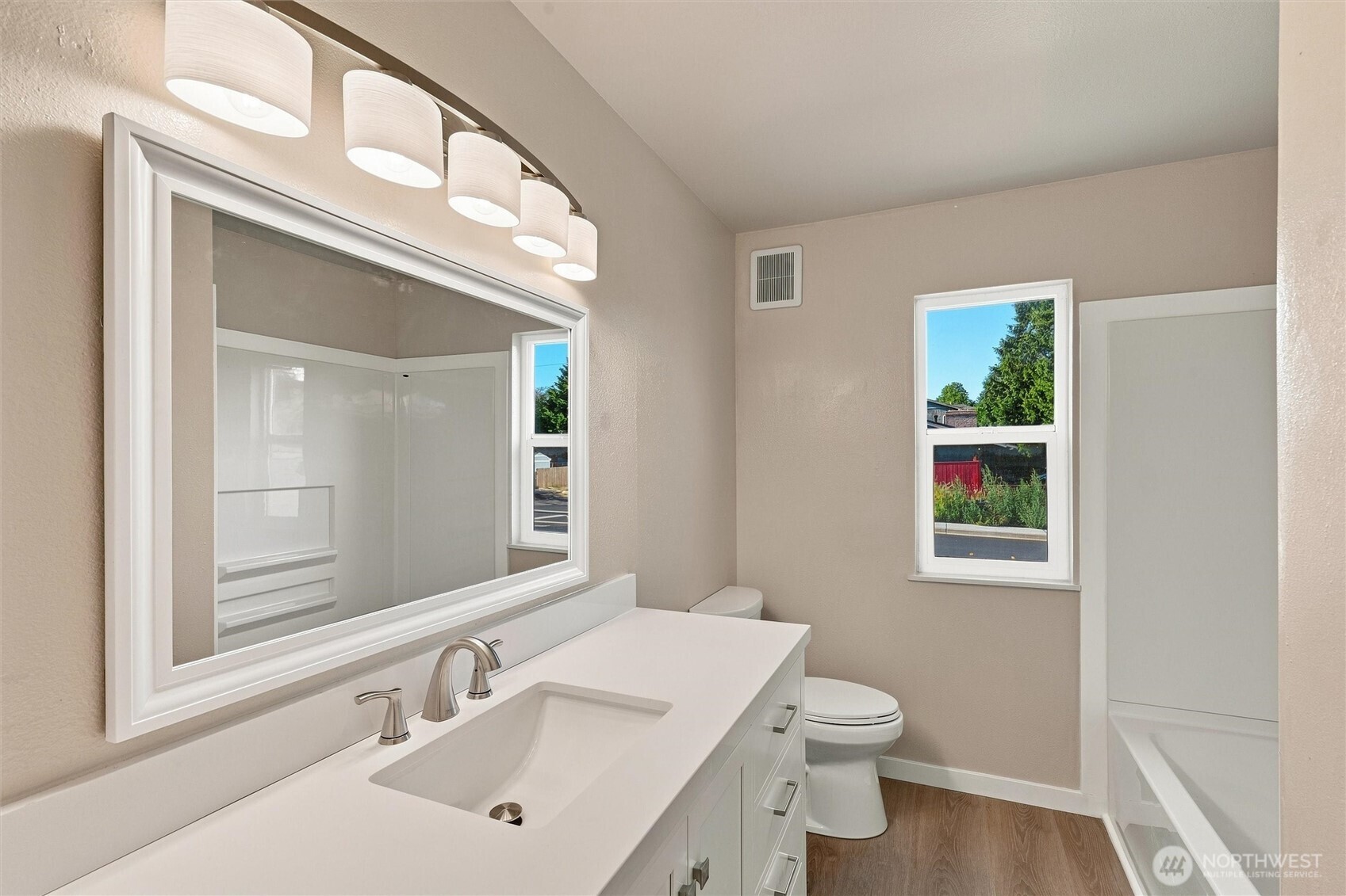 5807 Hendrickson Avenue 101 Property Photo 8