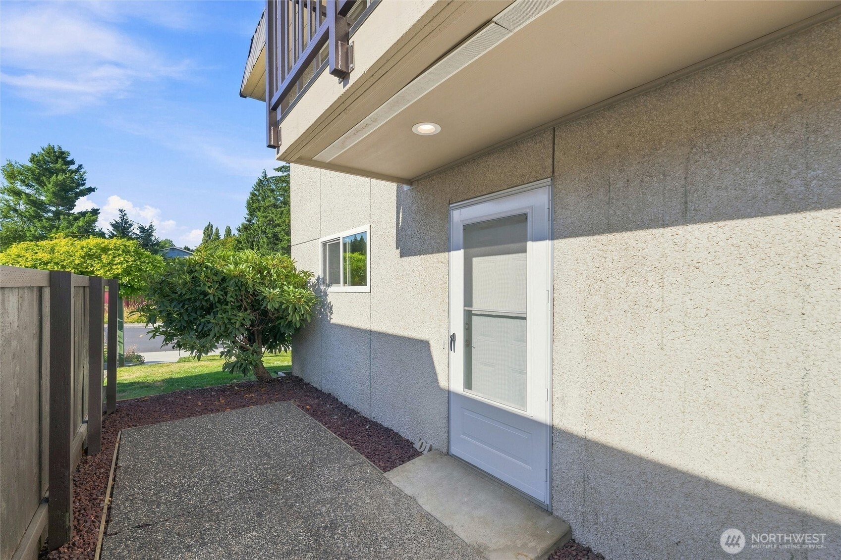 5807 Hendrickson Avenue 101 Property Photo 9