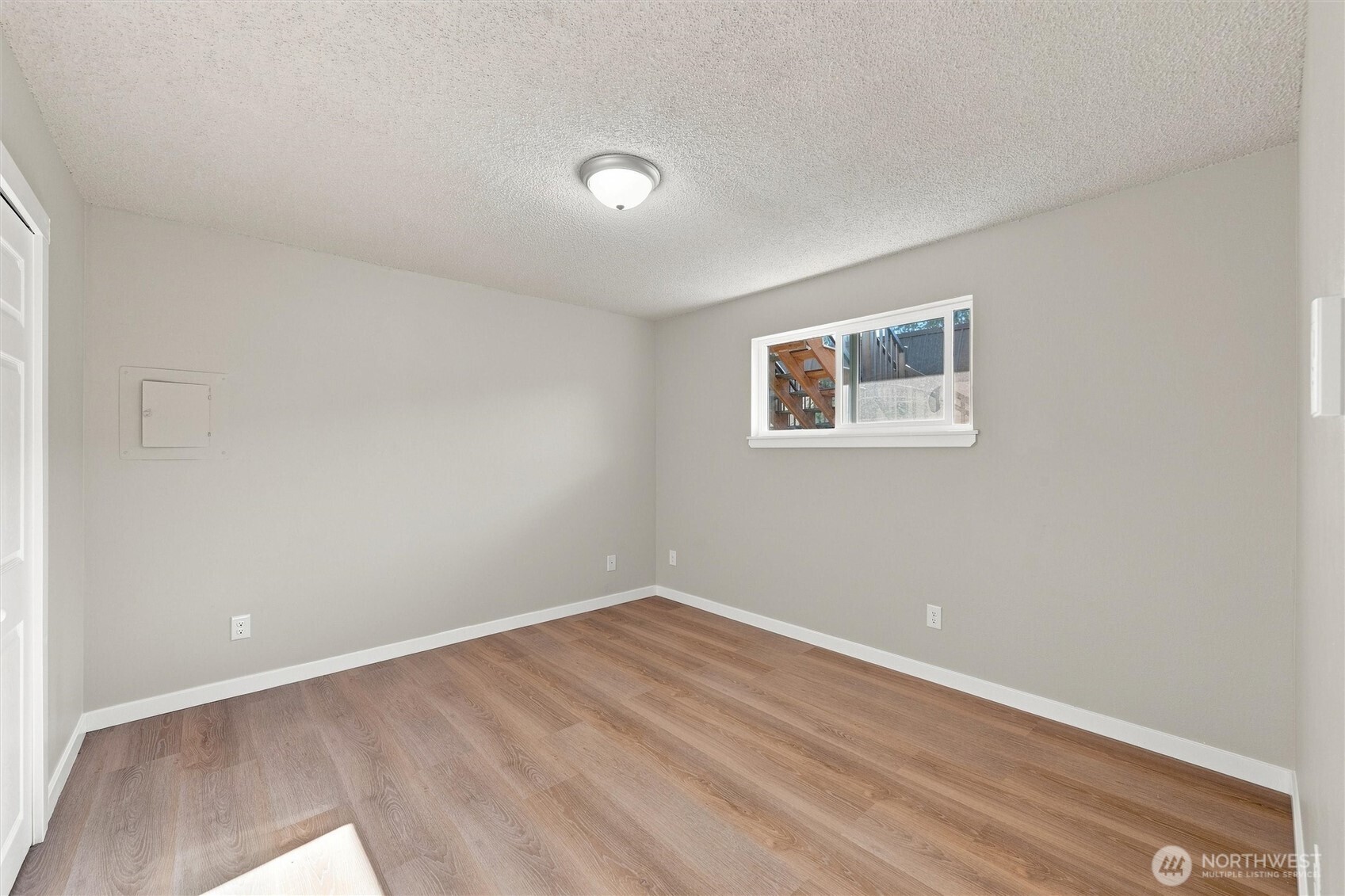 5807 Hendrickson Avenue 101 Property Photo 12