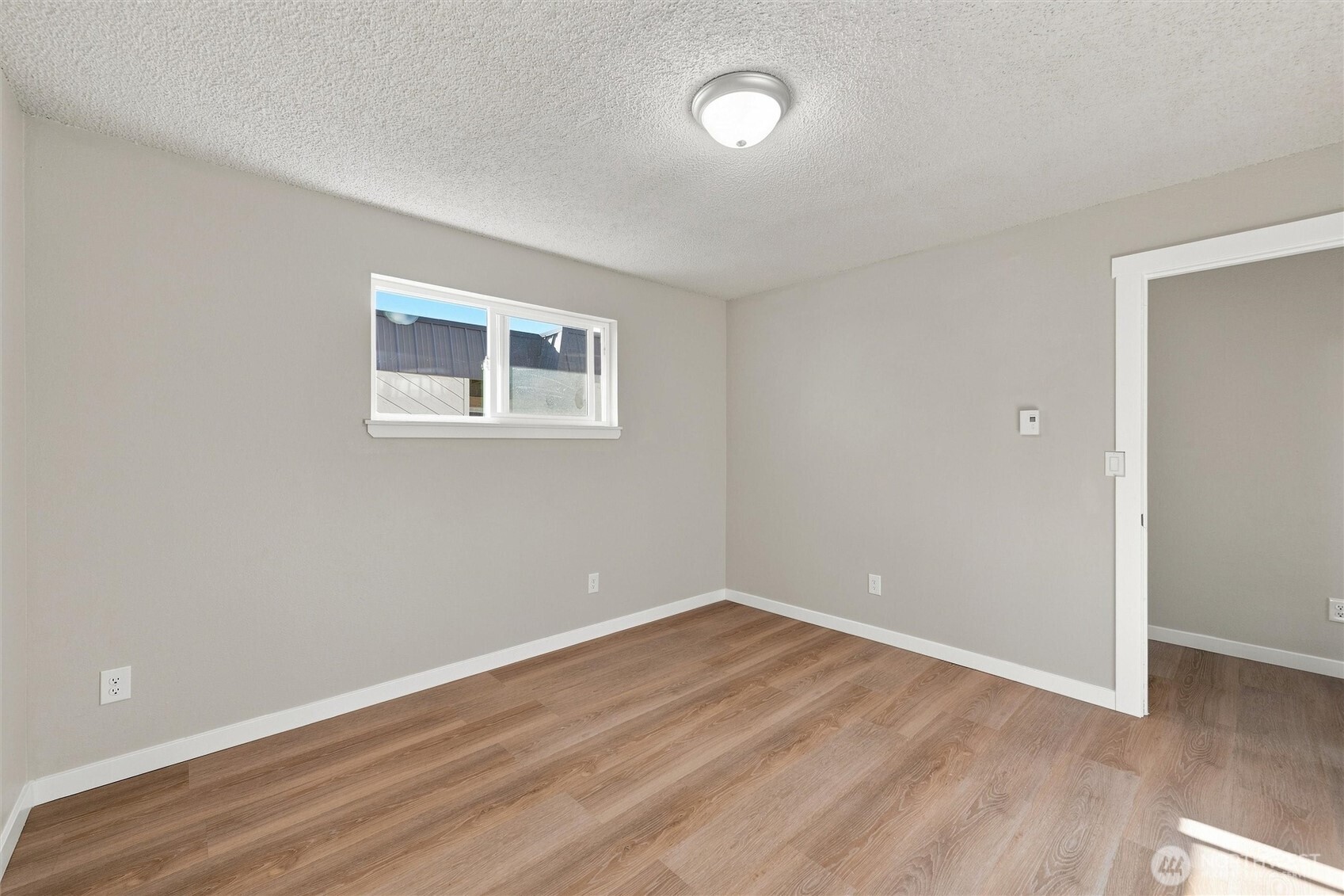 5807 Hendrickson Avenue 101 Property Photo 13
