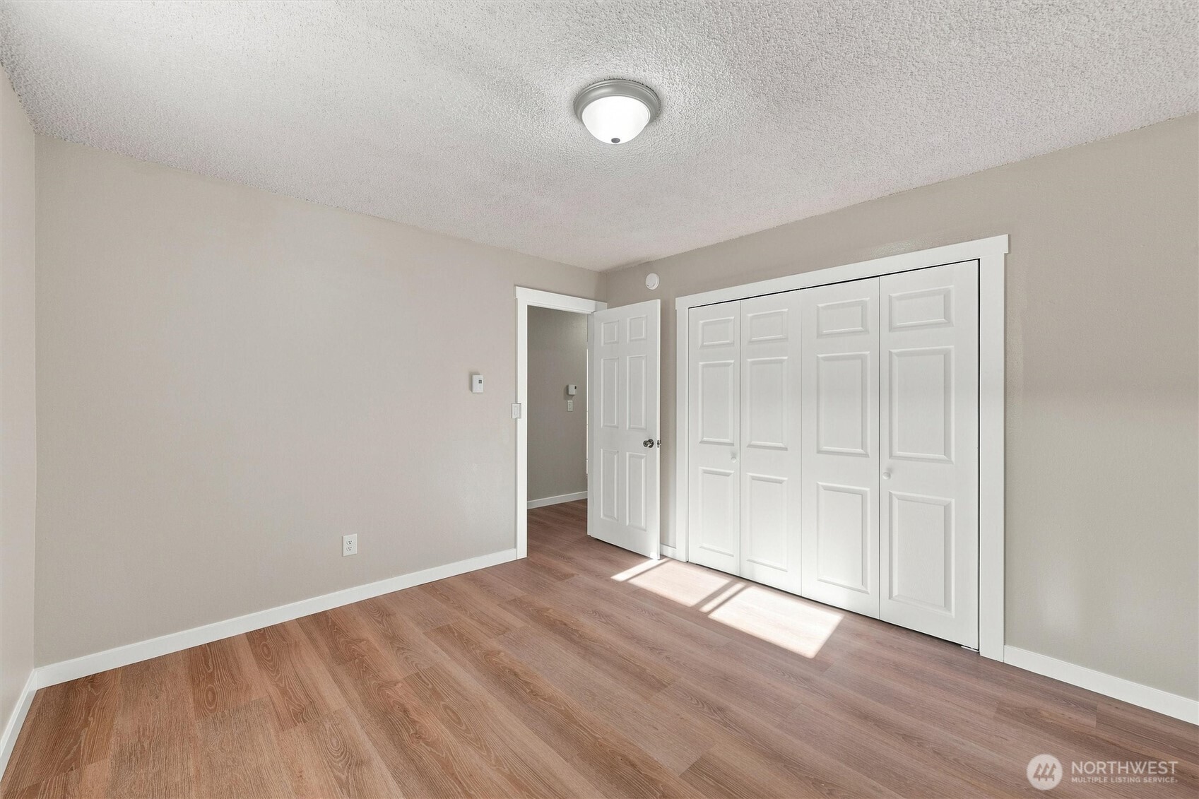 5807 Hendrickson Avenue 101 Property Photo 14