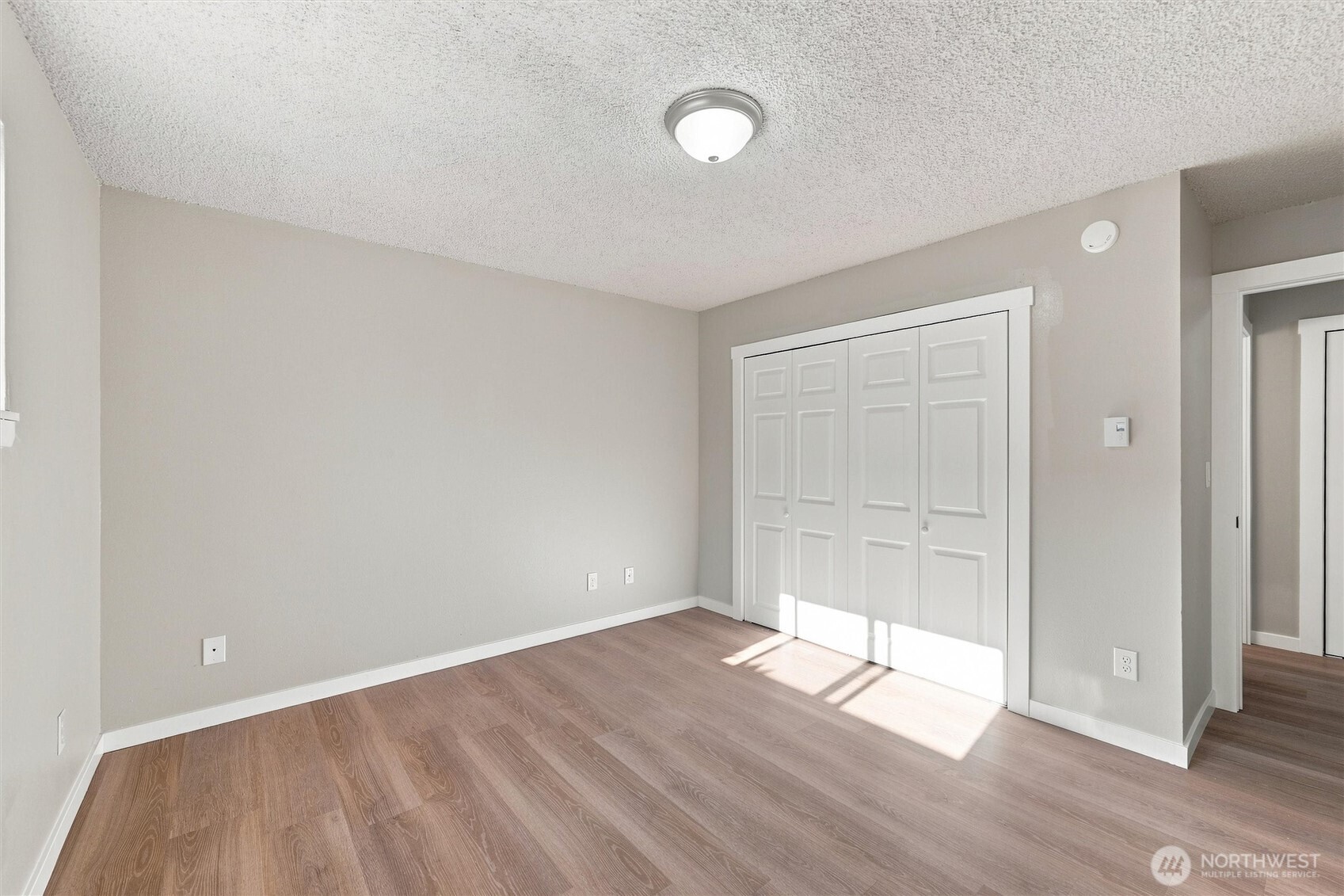 5807 Hendrickson Avenue 101 Property Photo 17