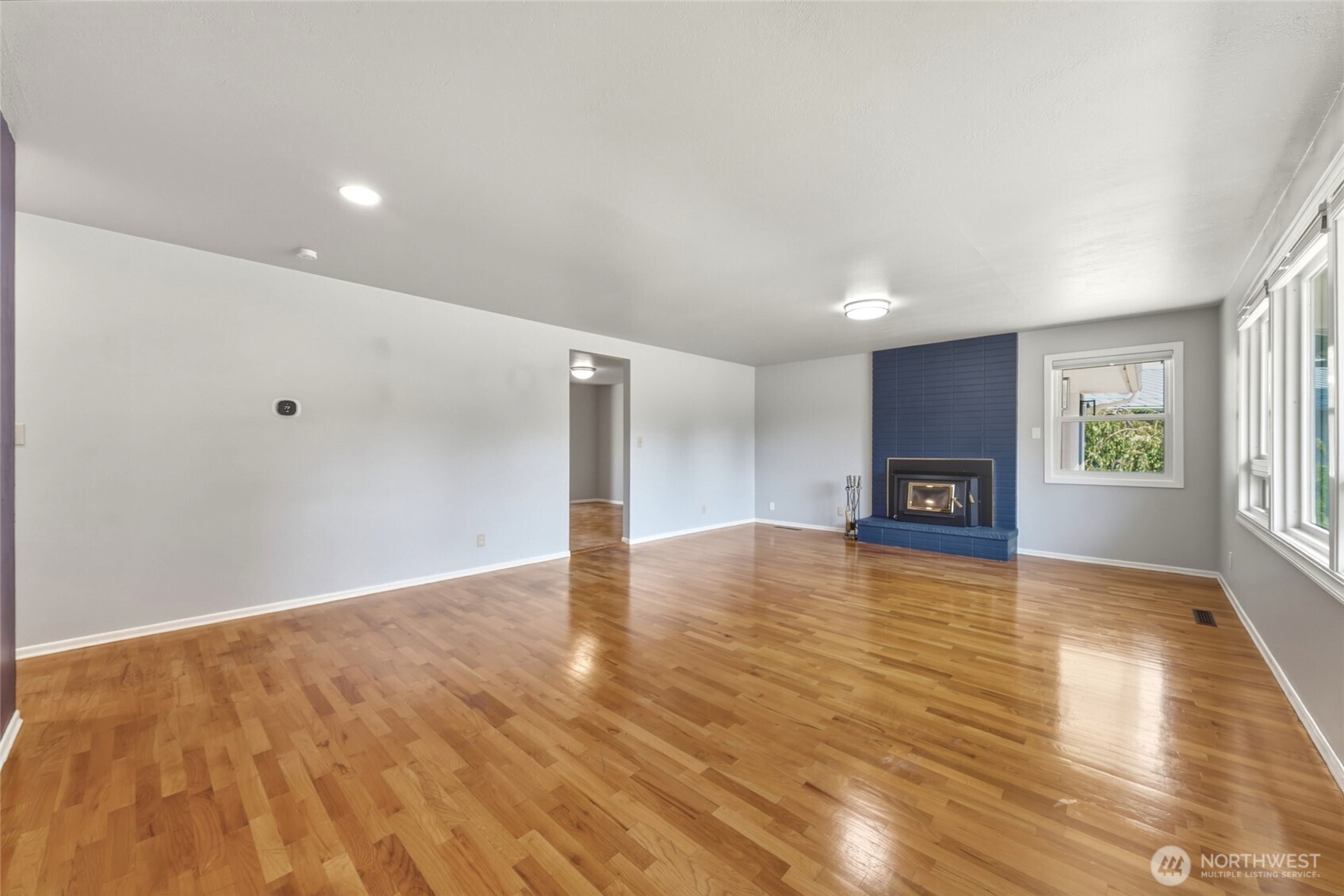 1825 Leonard Drive Property Photo 4