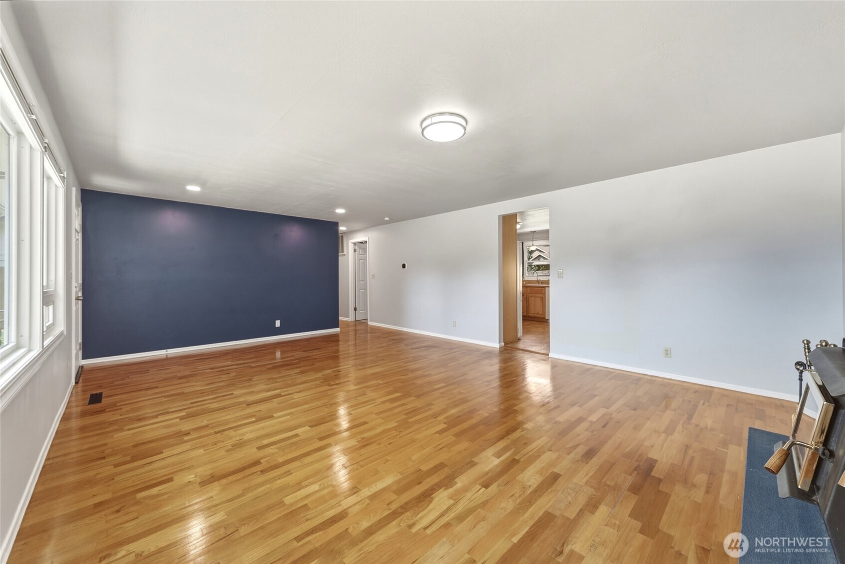 1825 Leonard Drive Property Photo 7