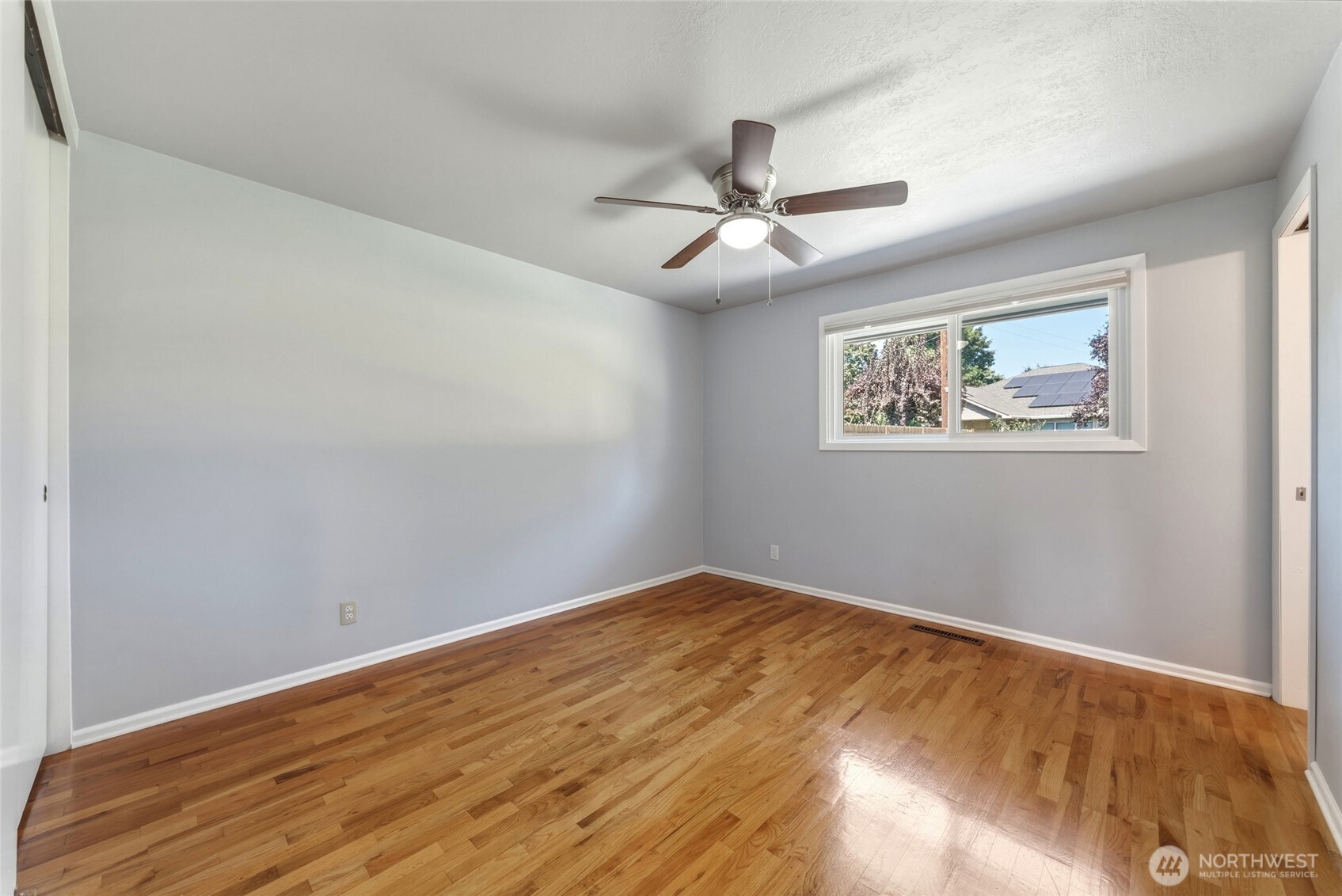 1825 Leonard Drive Property Photo 28