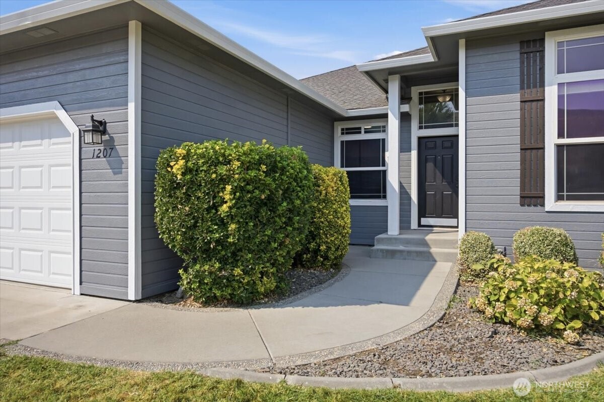 1207 Tomich Avenue Property Photo 2