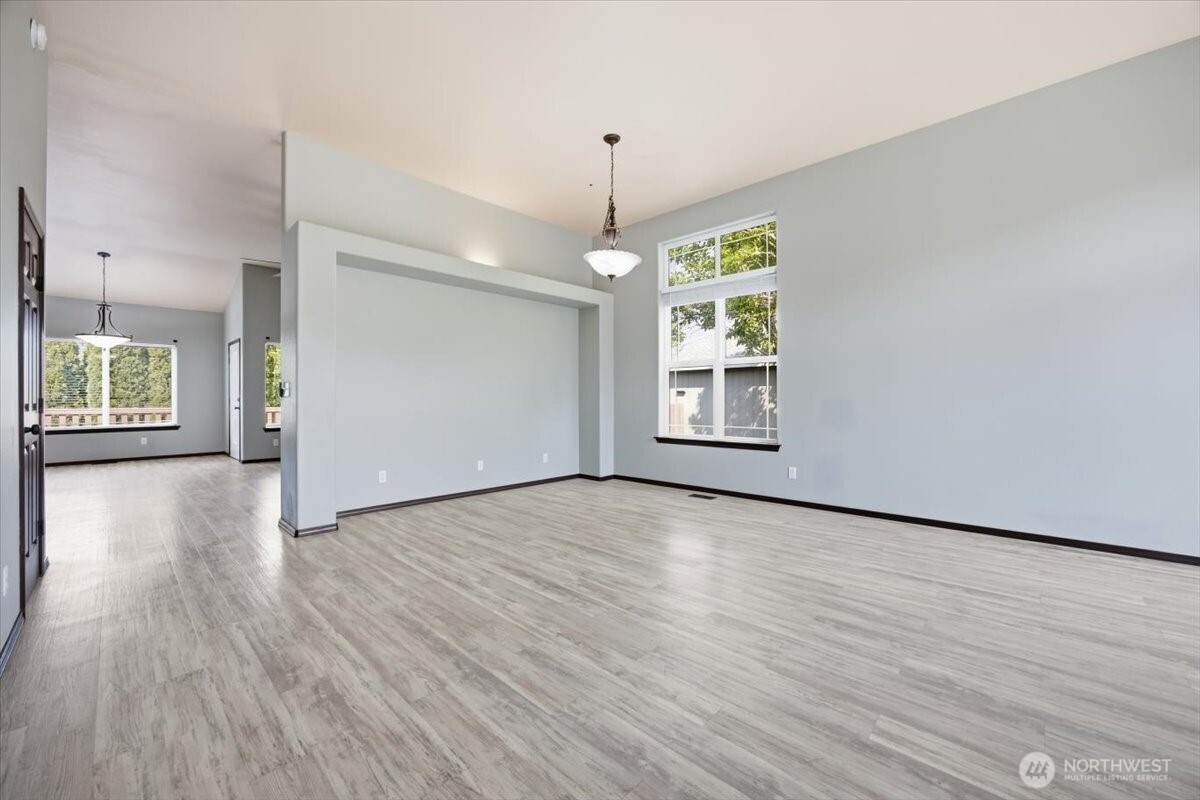 1207 Tomich Avenue Property Photo 3