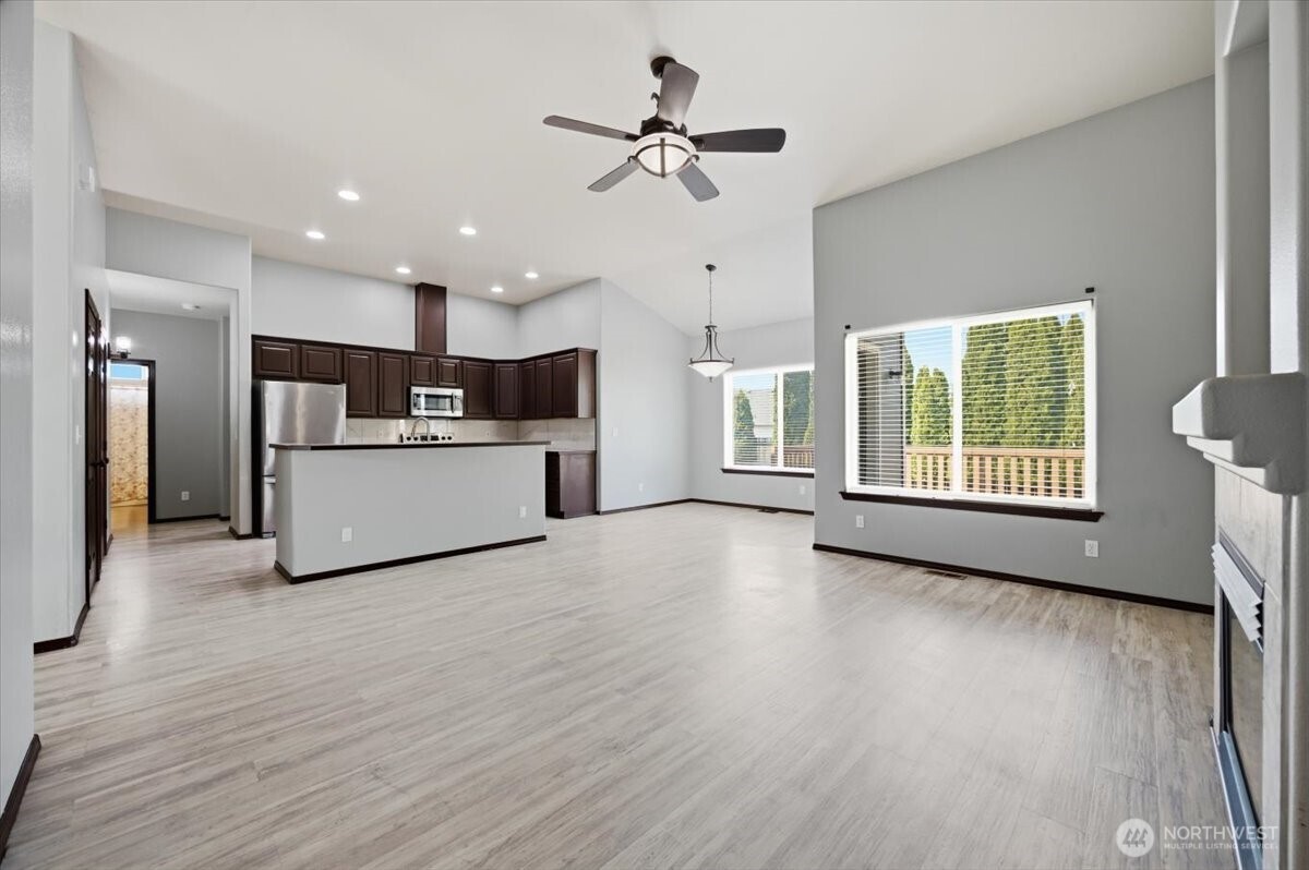 1207 Tomich Avenue Property Photo 9