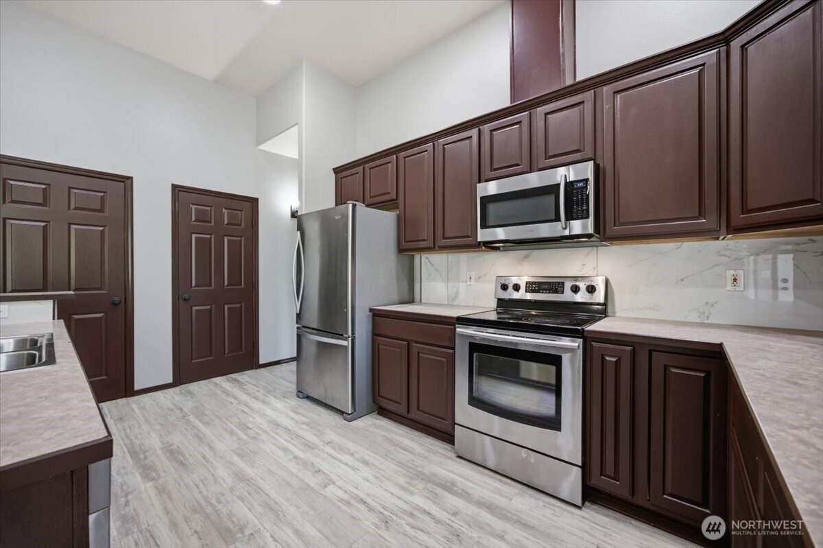 1207 Tomich Avenue Property Photo 12