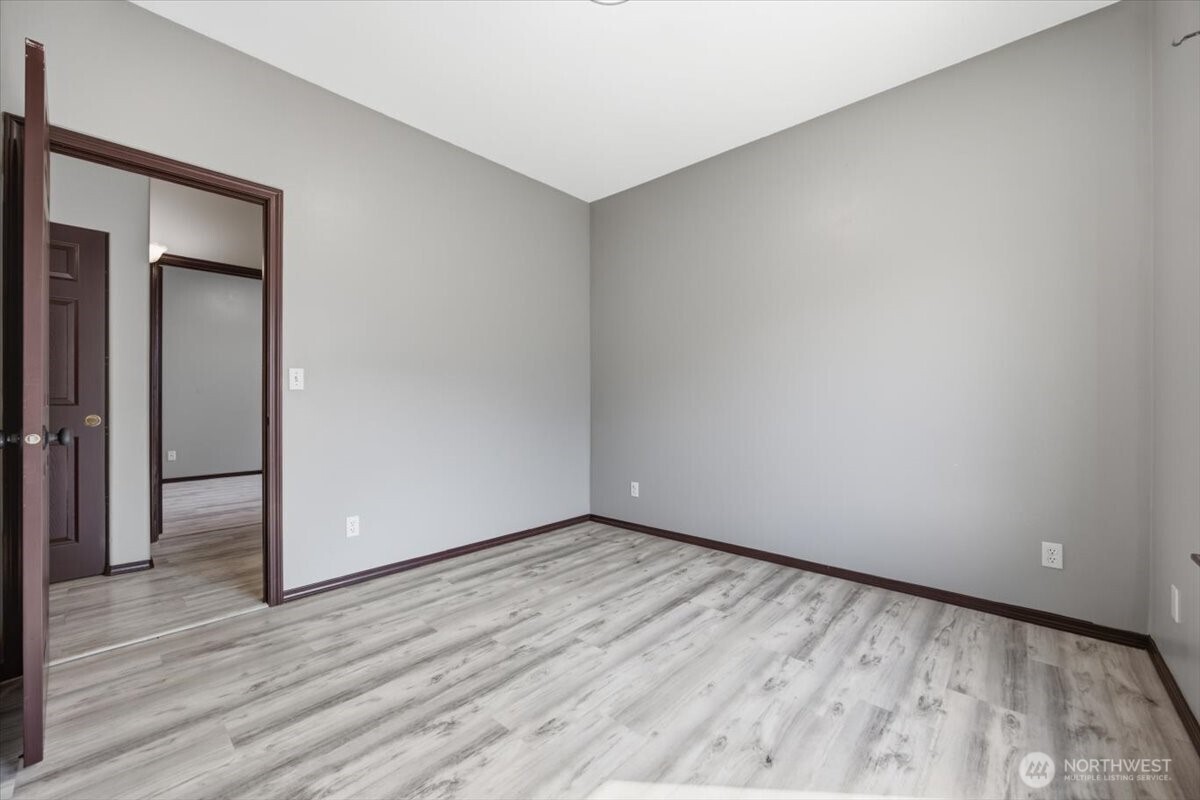 1207 Tomich Avenue Property Photo 22