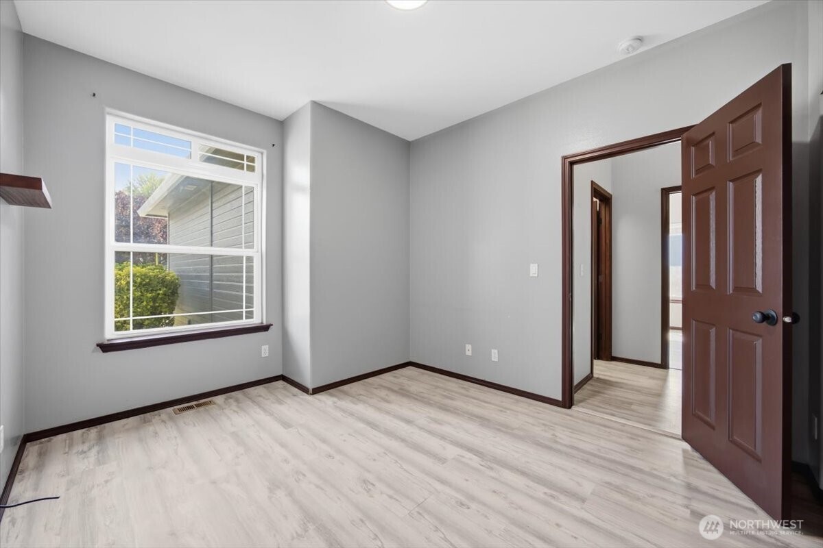 1207 Tomich Avenue Property Photo 25