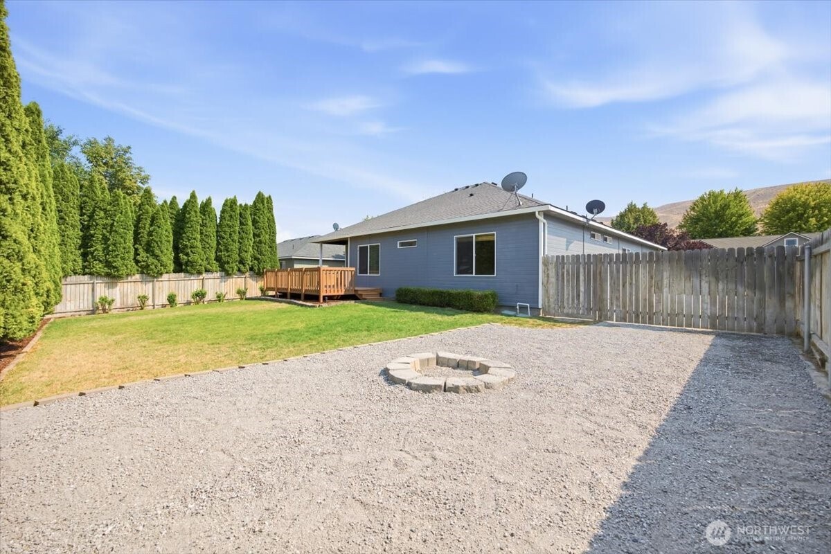 1207 Tomich Avenue Property Photo 31