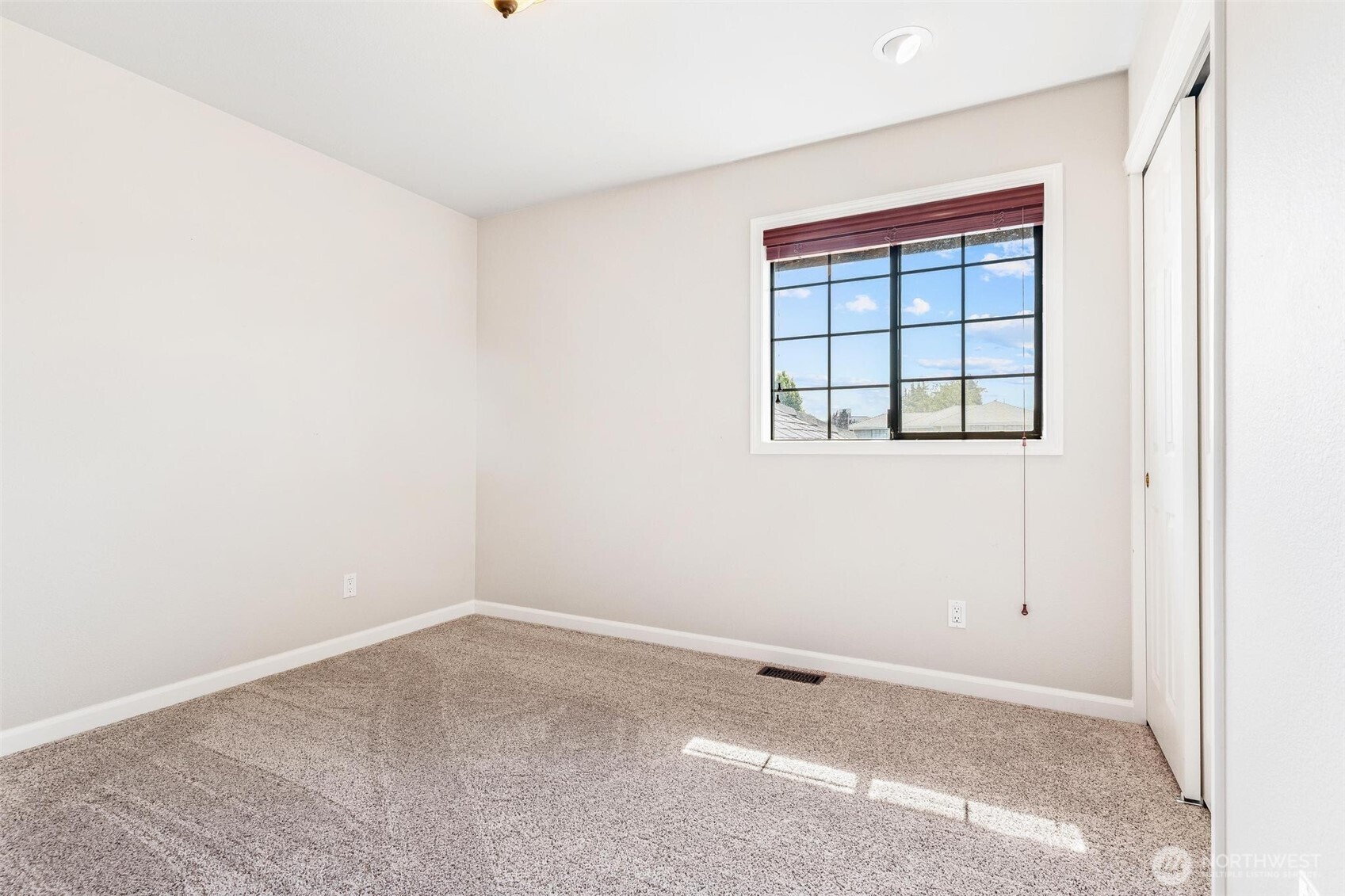 7715 77th Avenue Property Photo 25