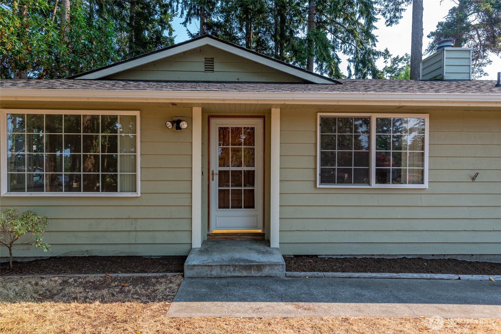 1206 Independence Court Property Photo 4