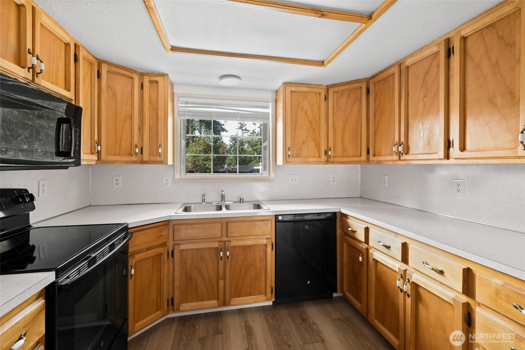 1206 Independence Court Property Photo 11