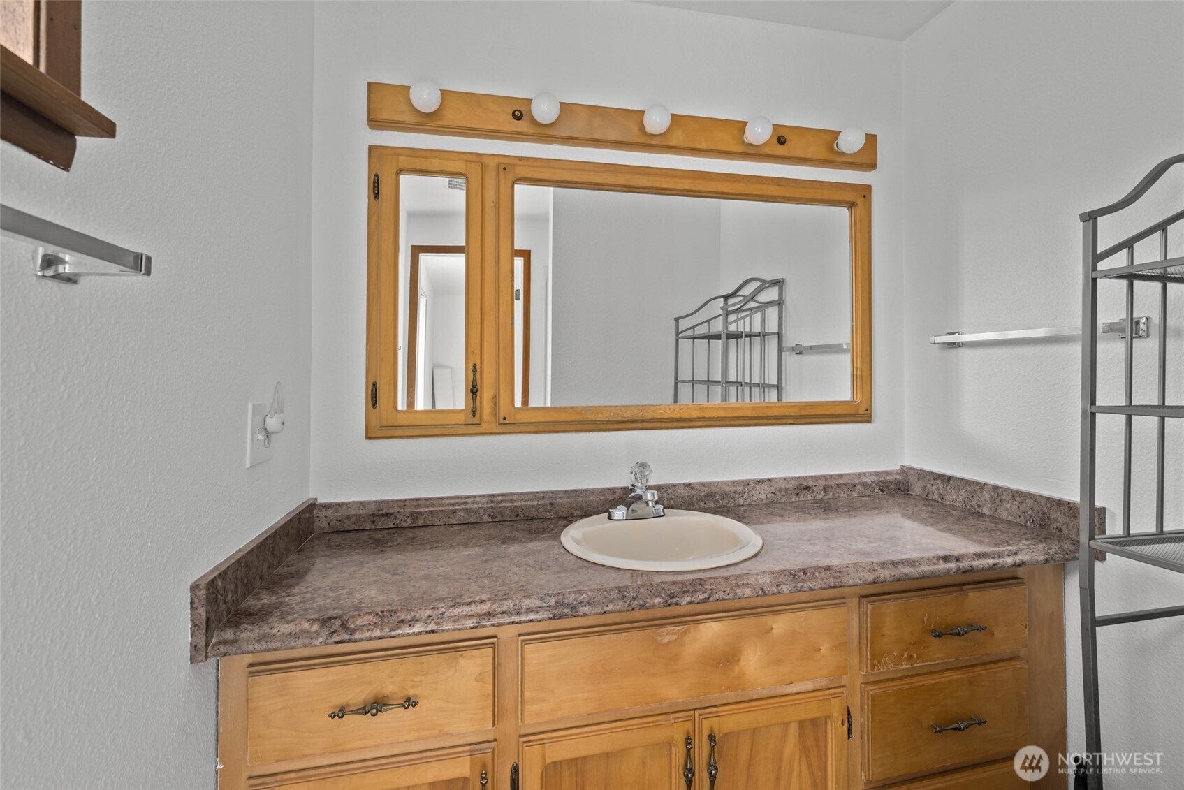 1206 Independence Court Property Photo 25