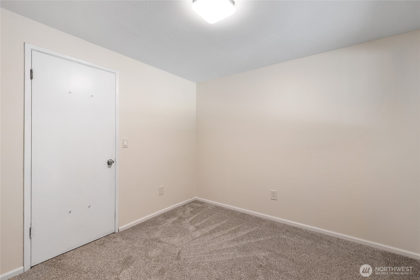 8609 Lake Forest Drive Property Photo 19
