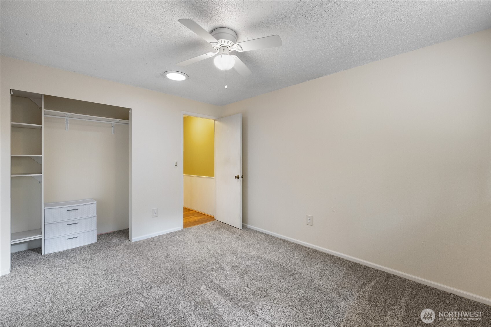 8609 Lake Forest Drive Property Photo 21