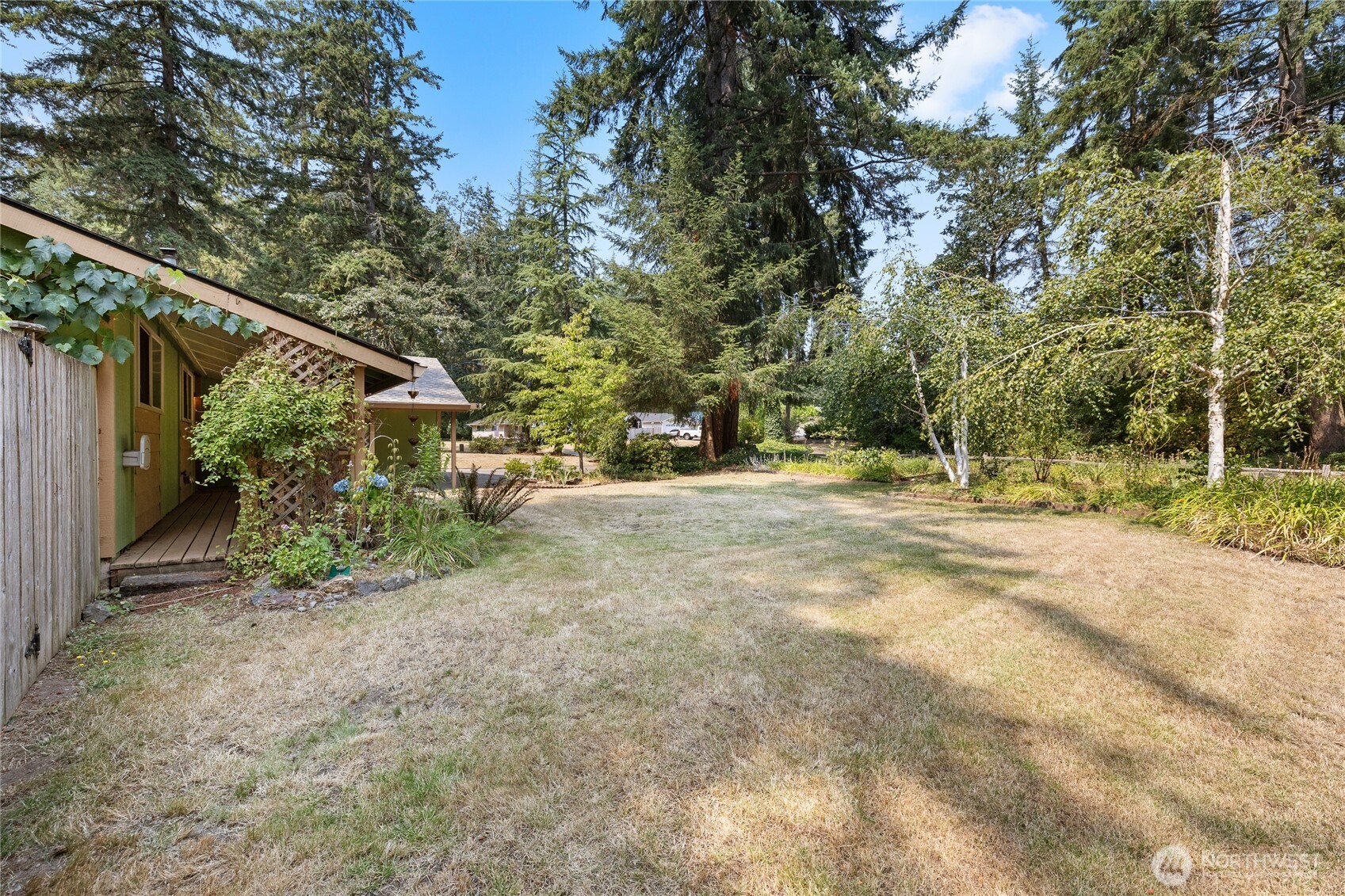 8609 Lake Forest Drive Property Photo 31