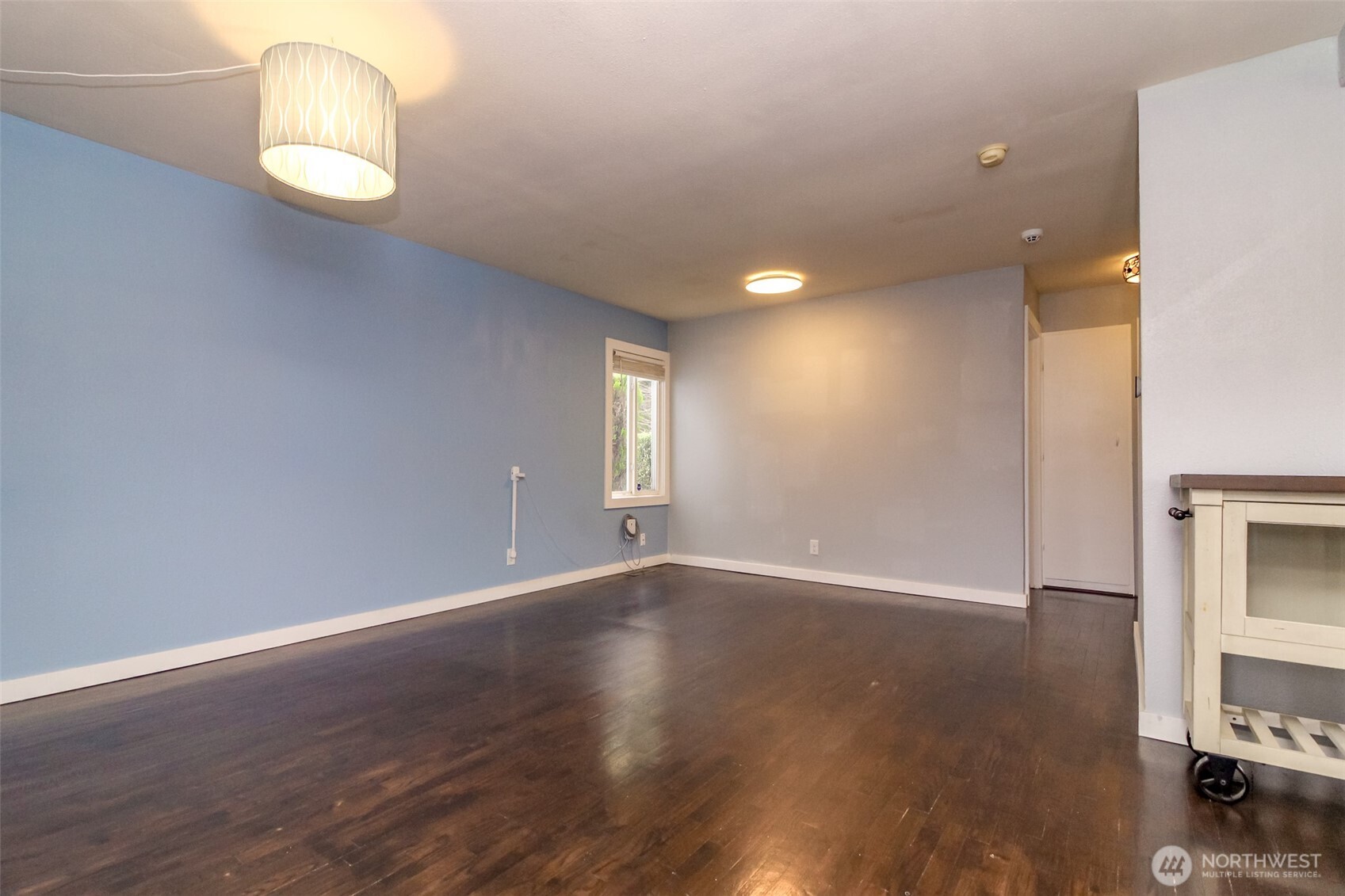 1005 E 57th Street Property Photo 7