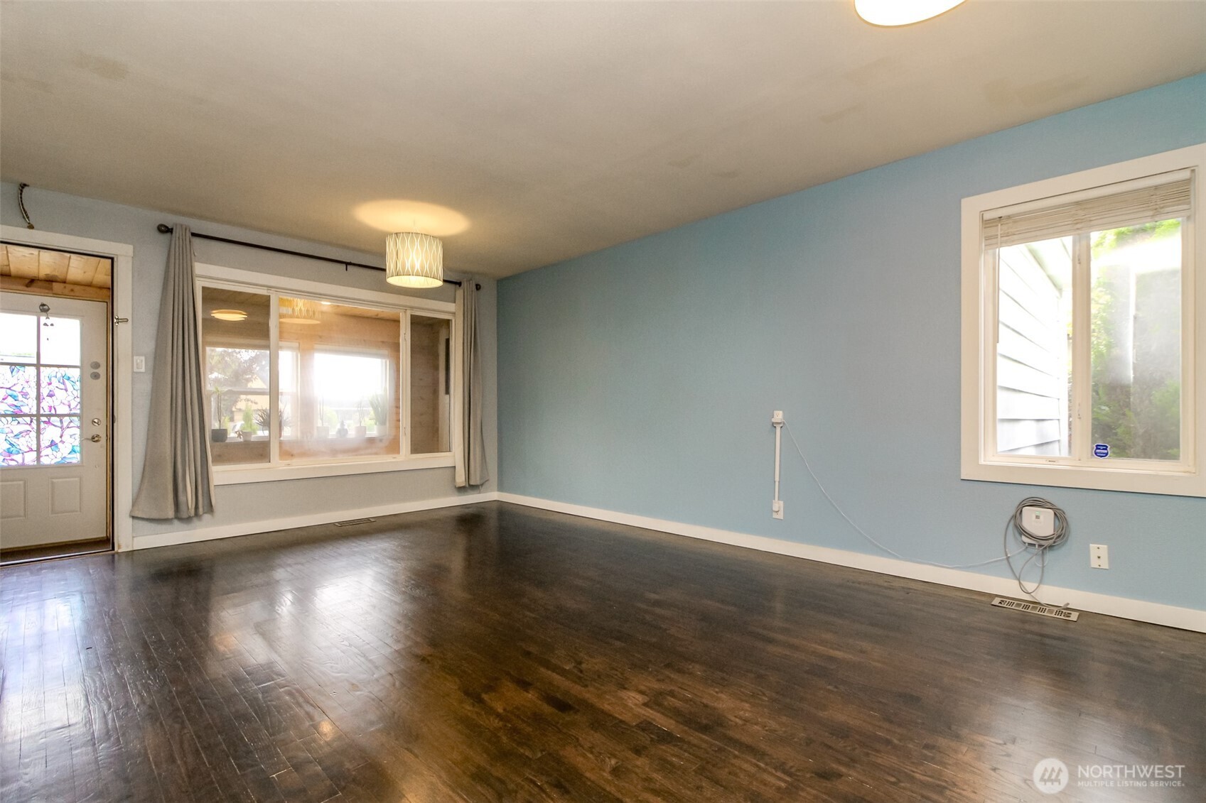 1005 E 57th Street Property Photo 10