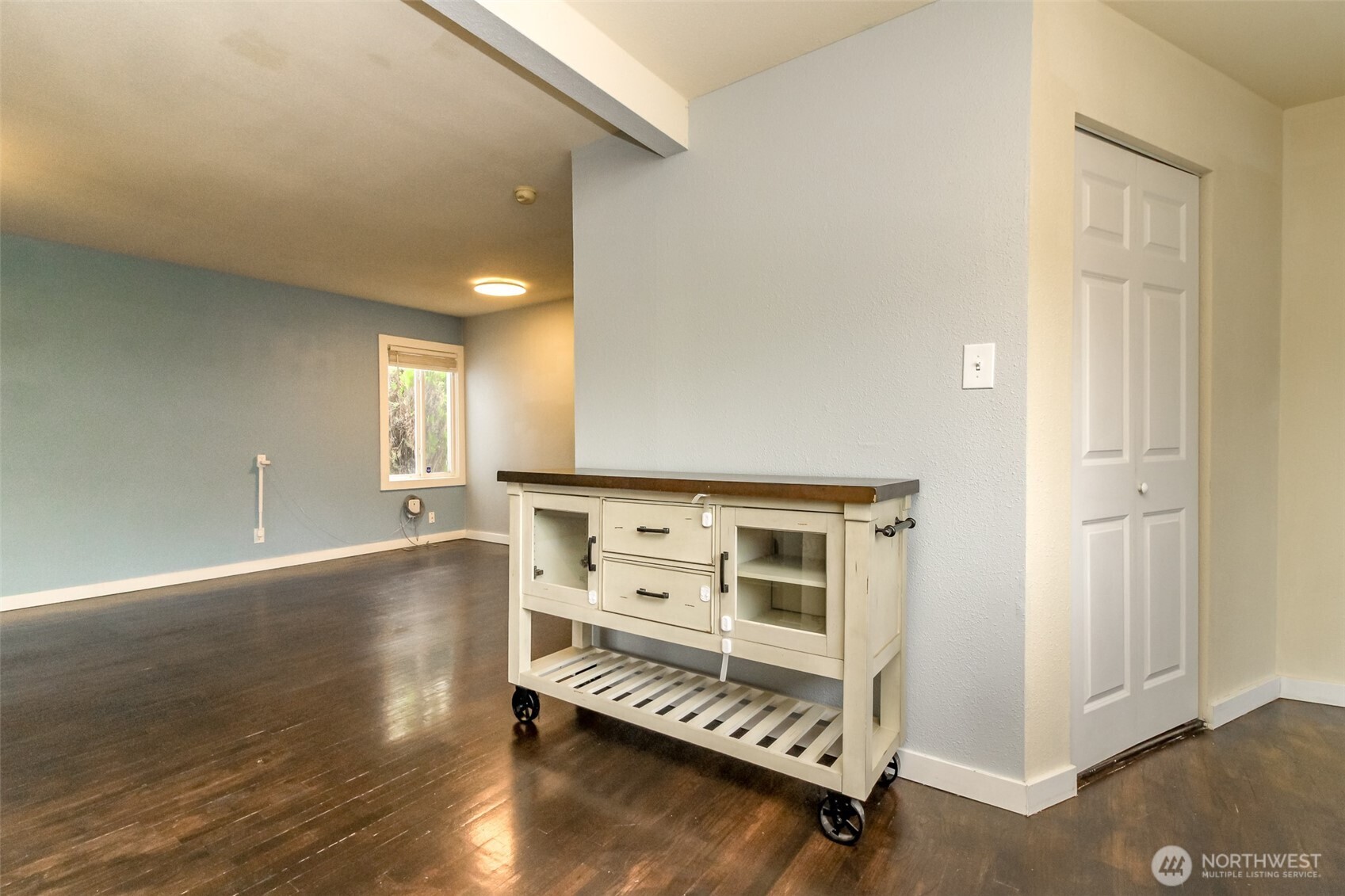1005 E 57th Street Property Photo 15
