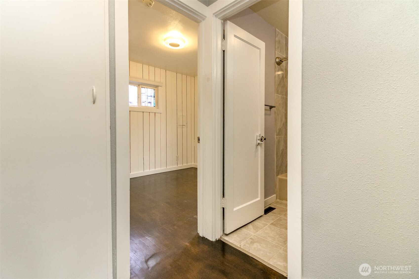 1005 E 57th Street Property Photo 18