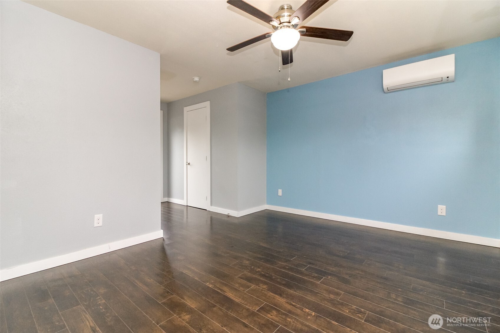 1005 E 57th Street Property Photo 25