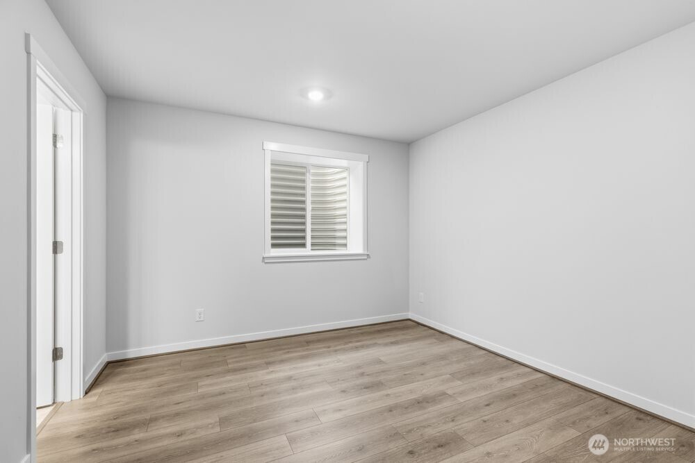 13210 Ne 127th Way D Property Photo 11