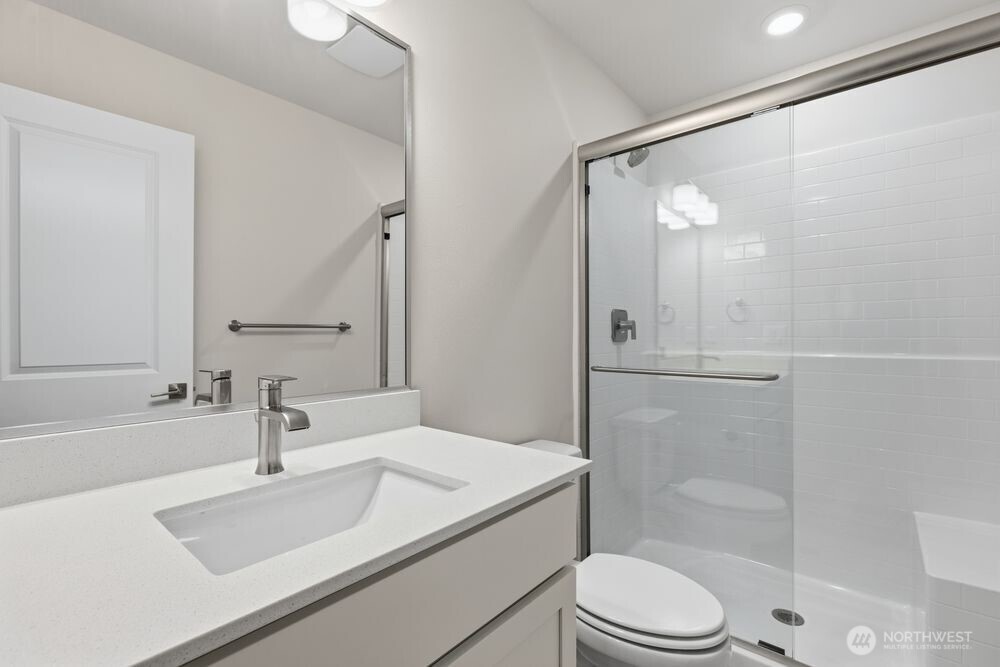 13210 Ne 127th Way D Property Photo 16