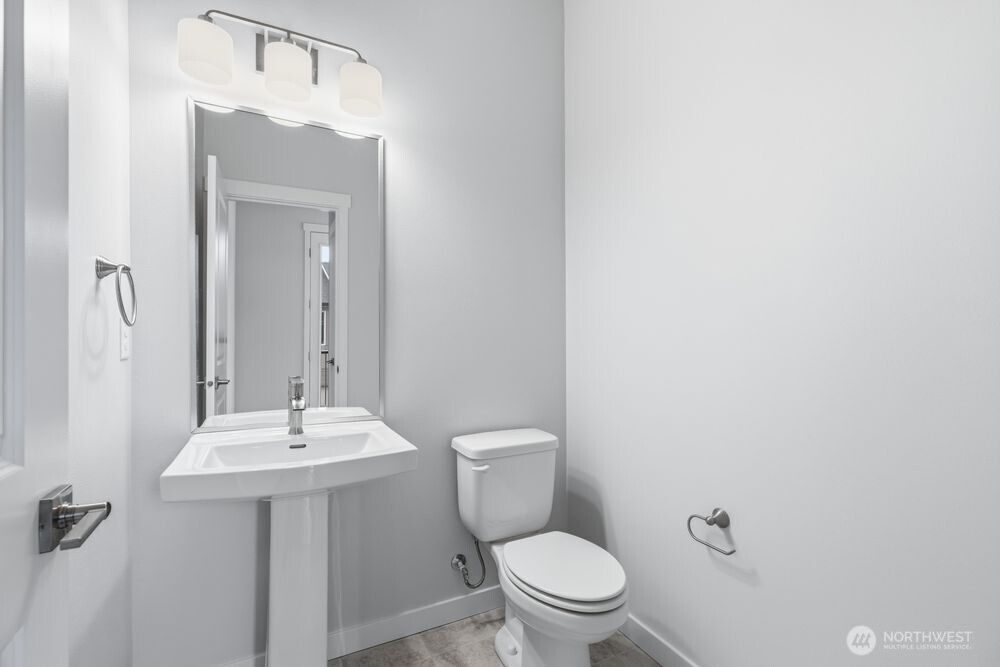 13210 Ne 127th Way D Property Photo 17