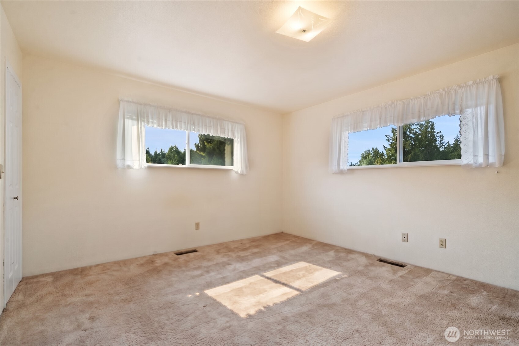 91 Huckleberry Circle Property Photo 20