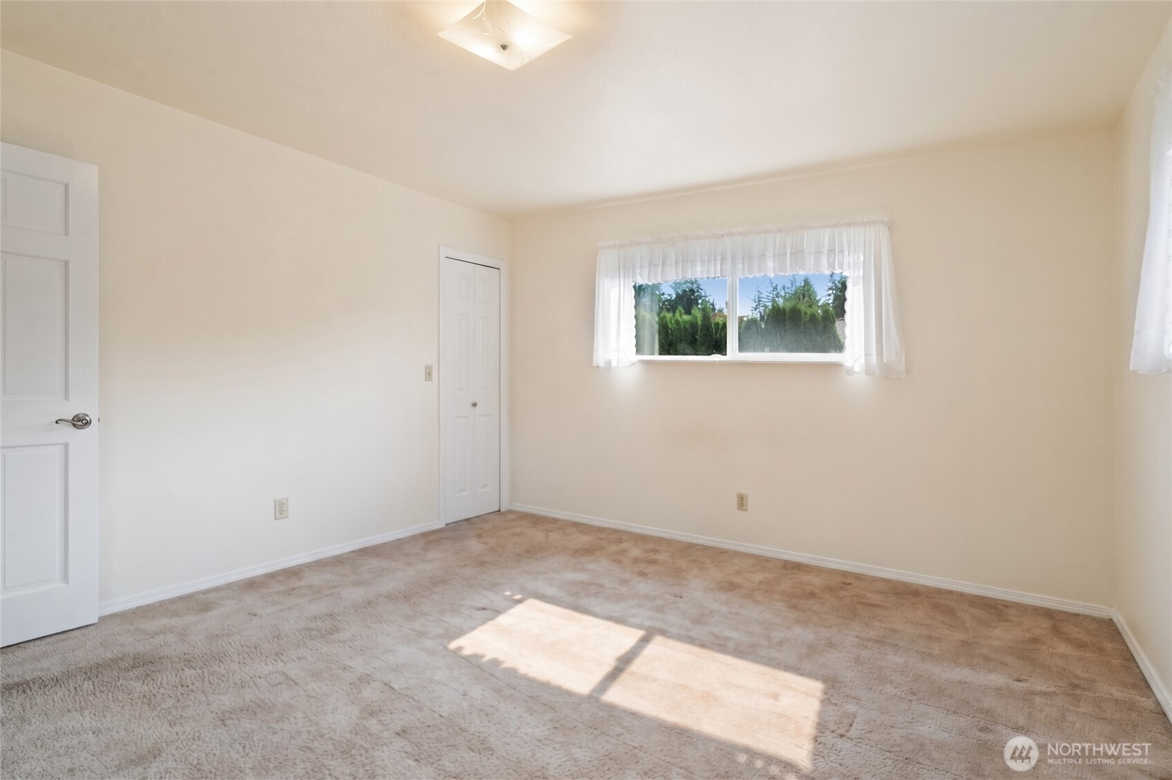 91 Huckleberry Circle Property Photo 23